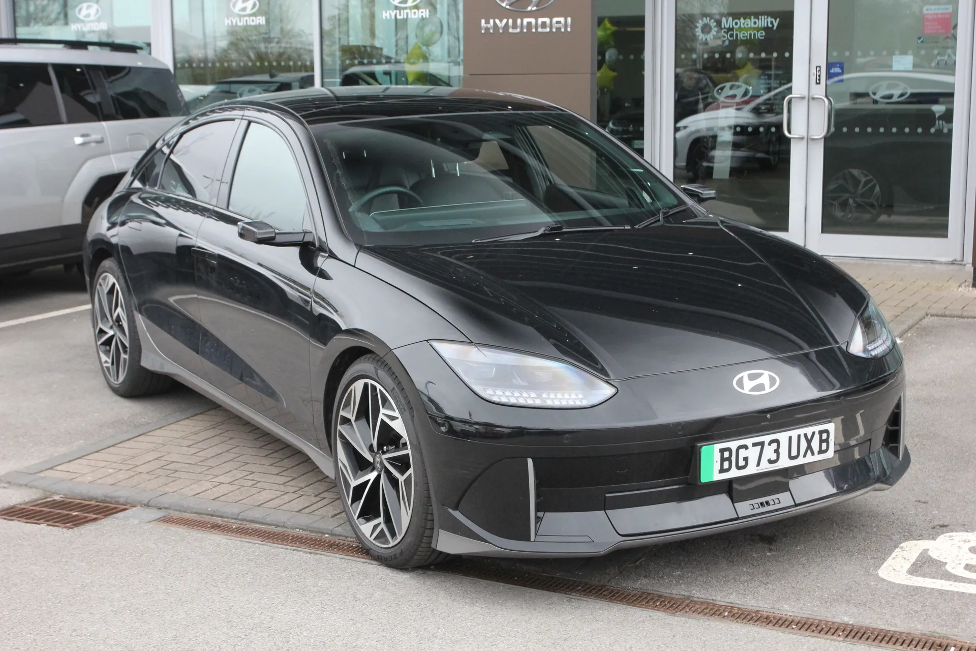 BG73UXB Hyundai Ioniq 6 168kW Ultimate 77kWh 4dr Auto Image #1