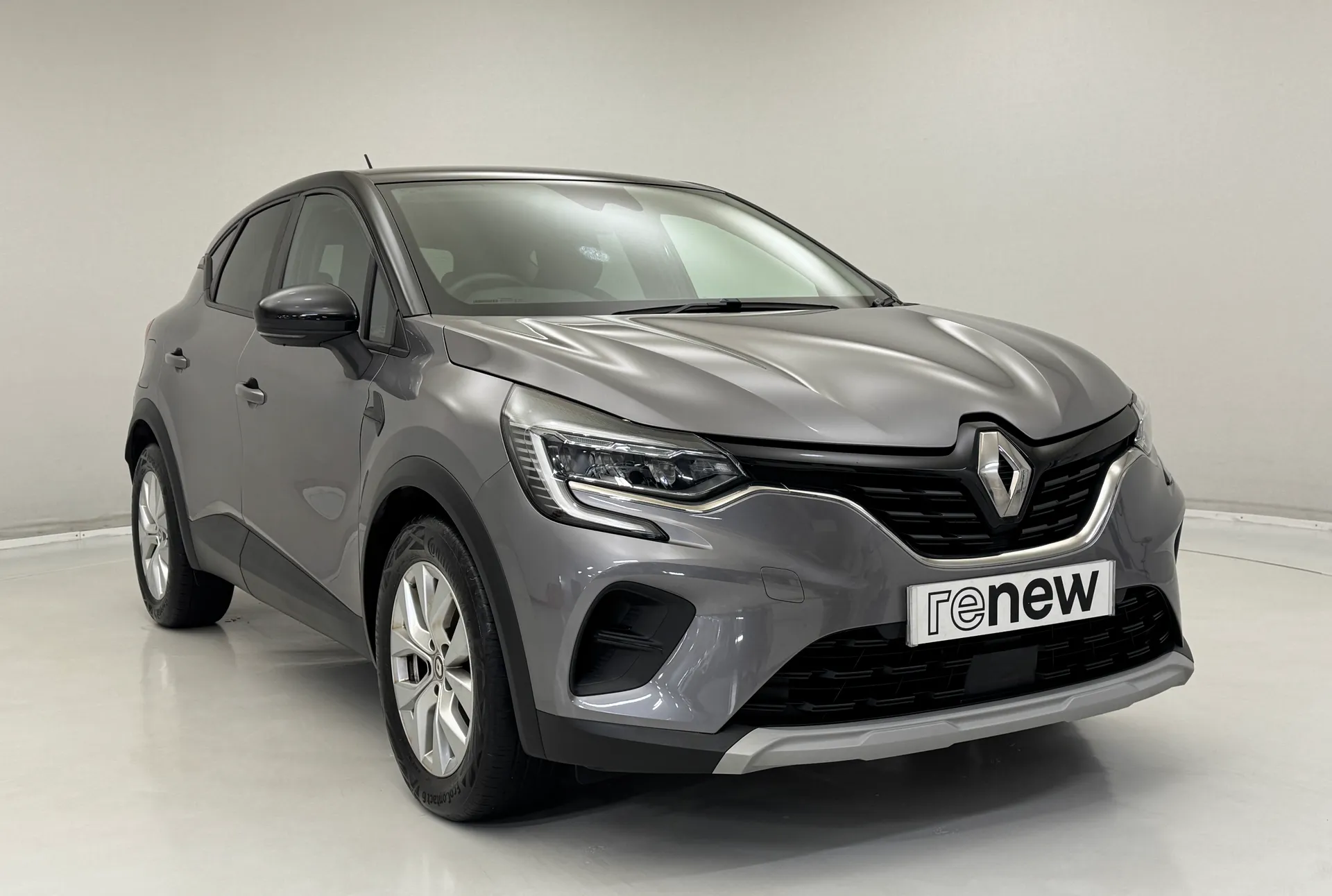 DL21GMZ Renault Captur 1.0 TCE 90 Iconic 5dr Image #1