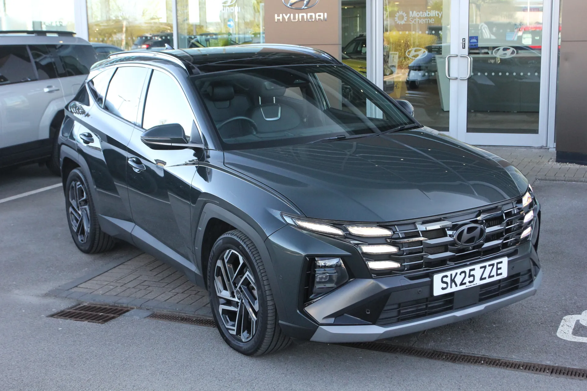 SK25ZZE Hyundai Tucson 1.6T Plug-in Hybrid Ultimate 5dr 4WD Auto Image #1