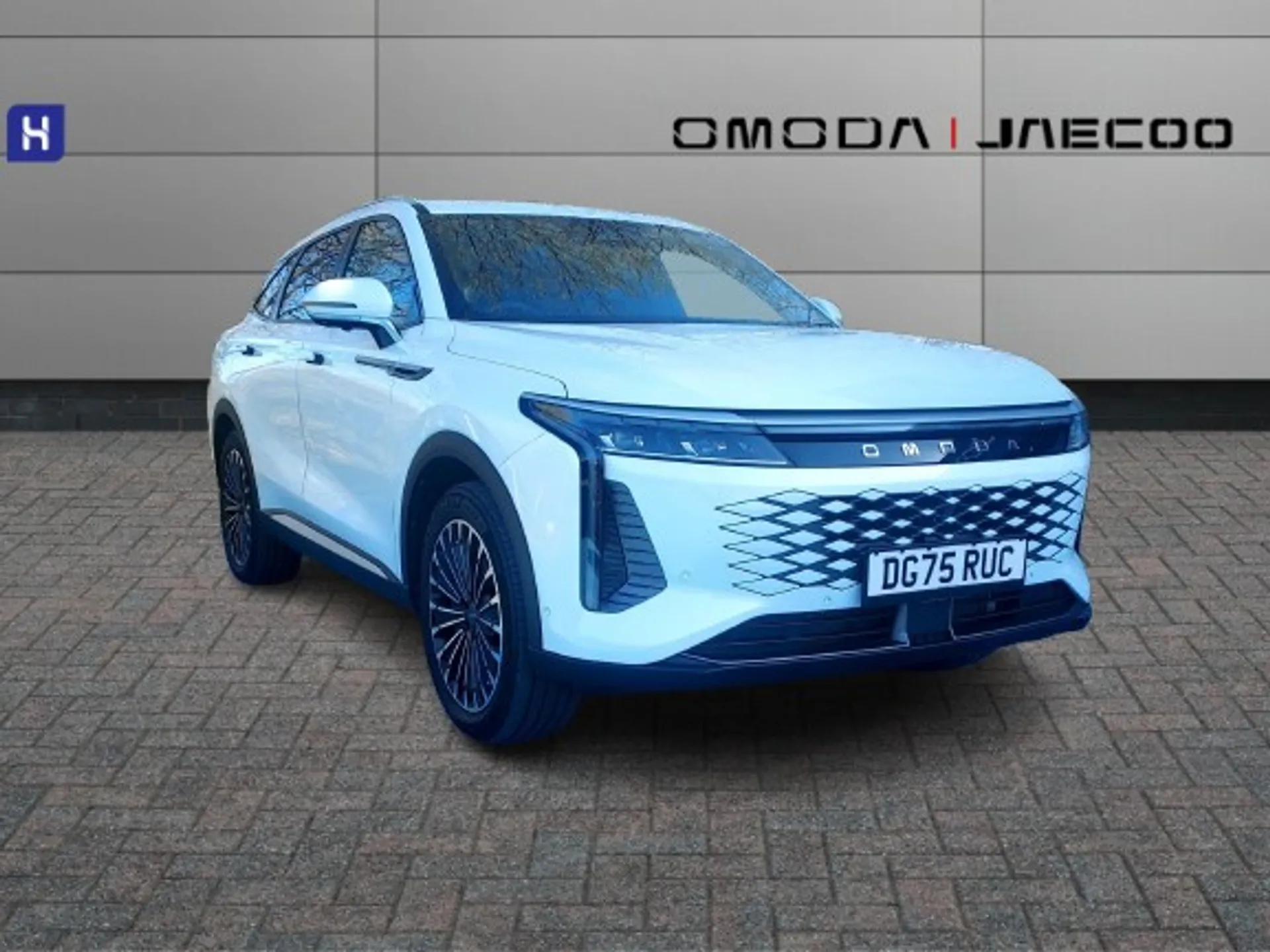 DG75RUC Omoda 9 1.5T SHS Noble 5dr 3DHT Image #1