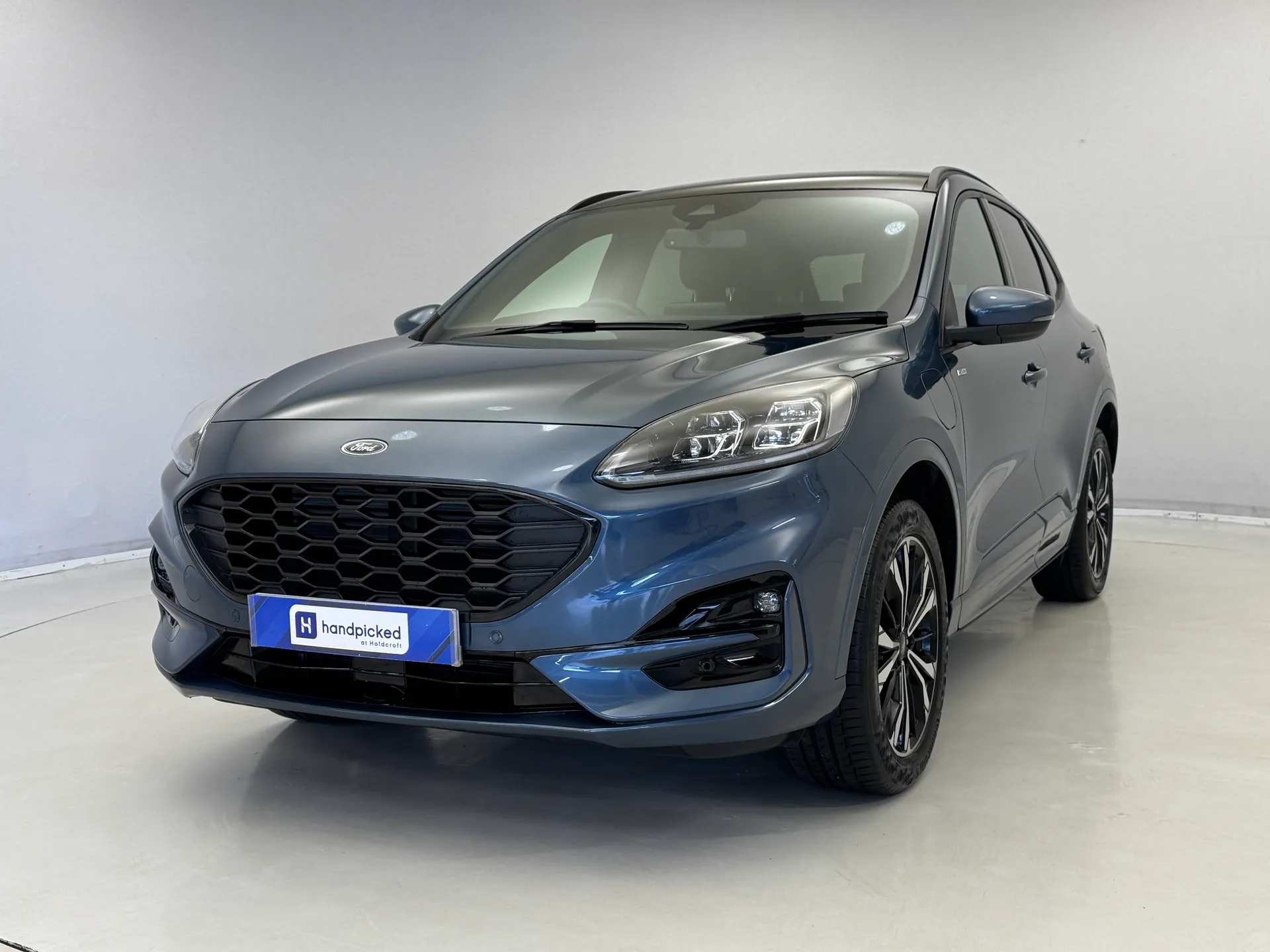 DP23XHM Ford Kuga 2.5 PHEV ST-Line X Edition 5dr CVT Image #1