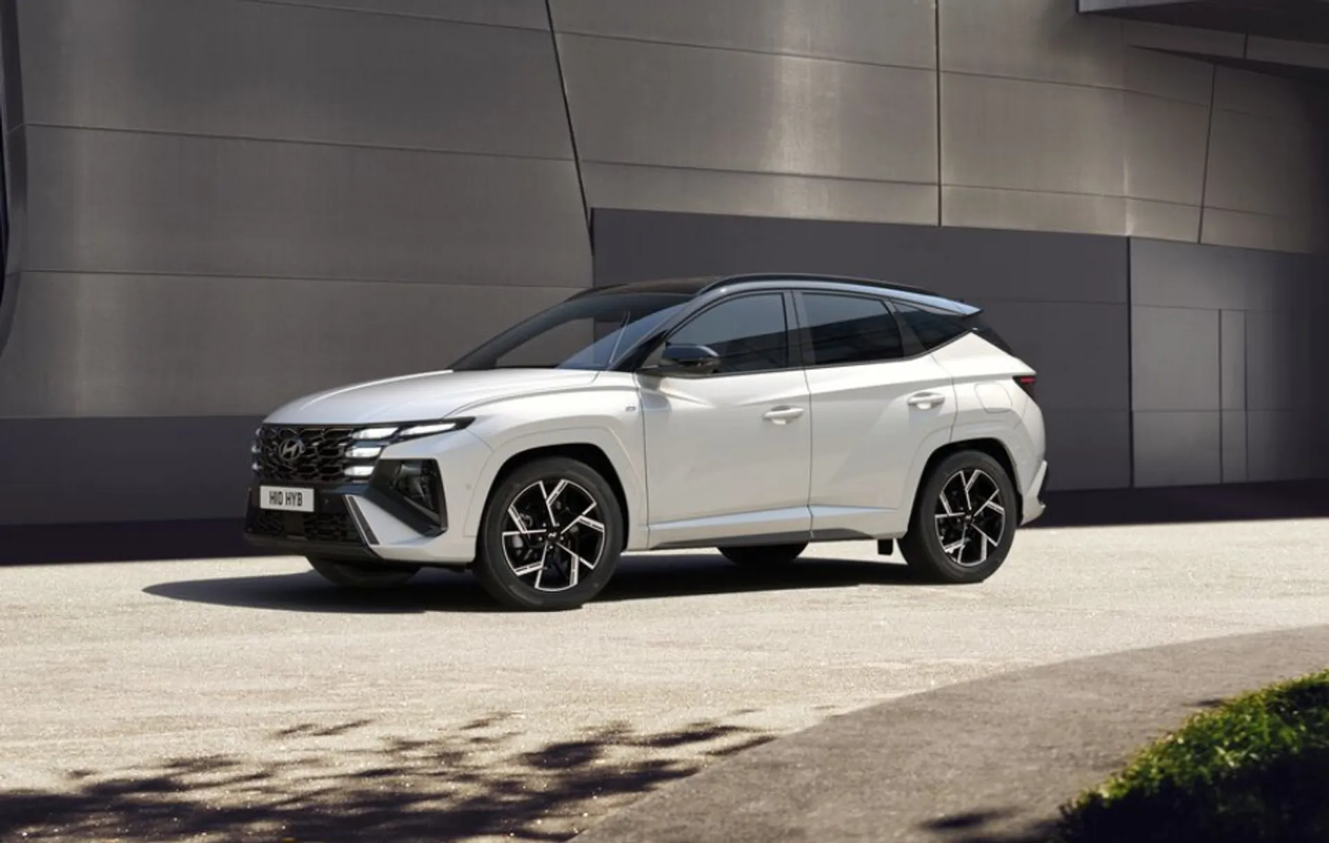  Hyundai Tucson Element 1.6T 150PS 6MT (BCH) Image #1