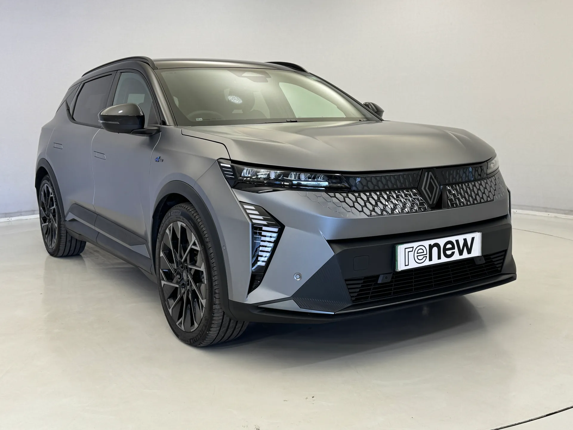 DX75NTL Renault Scenic E-Tech 160kW Esprit Alpine 87kWh Long Range 5dr Auto Image #1