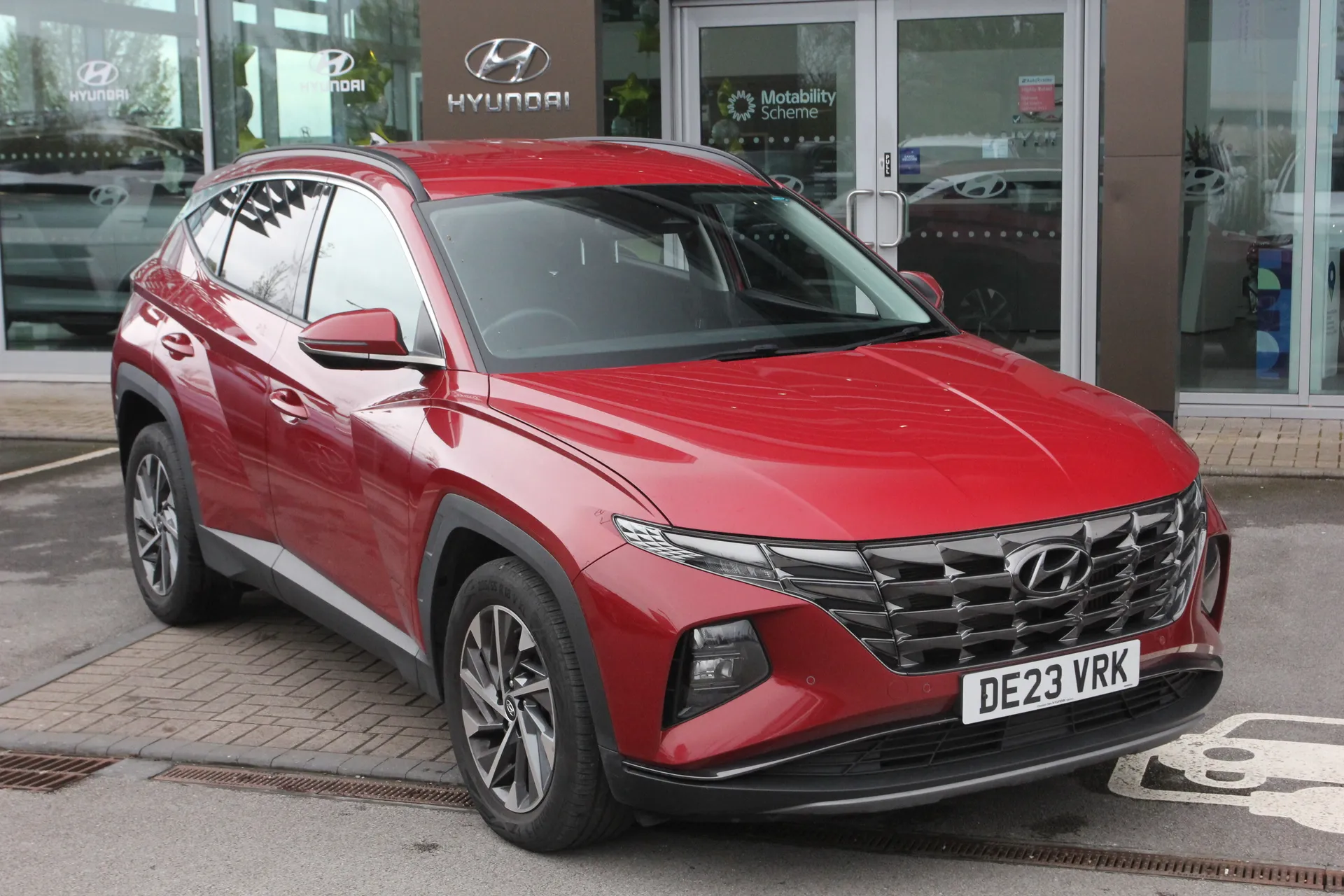 DE23VRK Hyundai Tucson 1.6 TGDi Premium 5dr 2WD Image #1