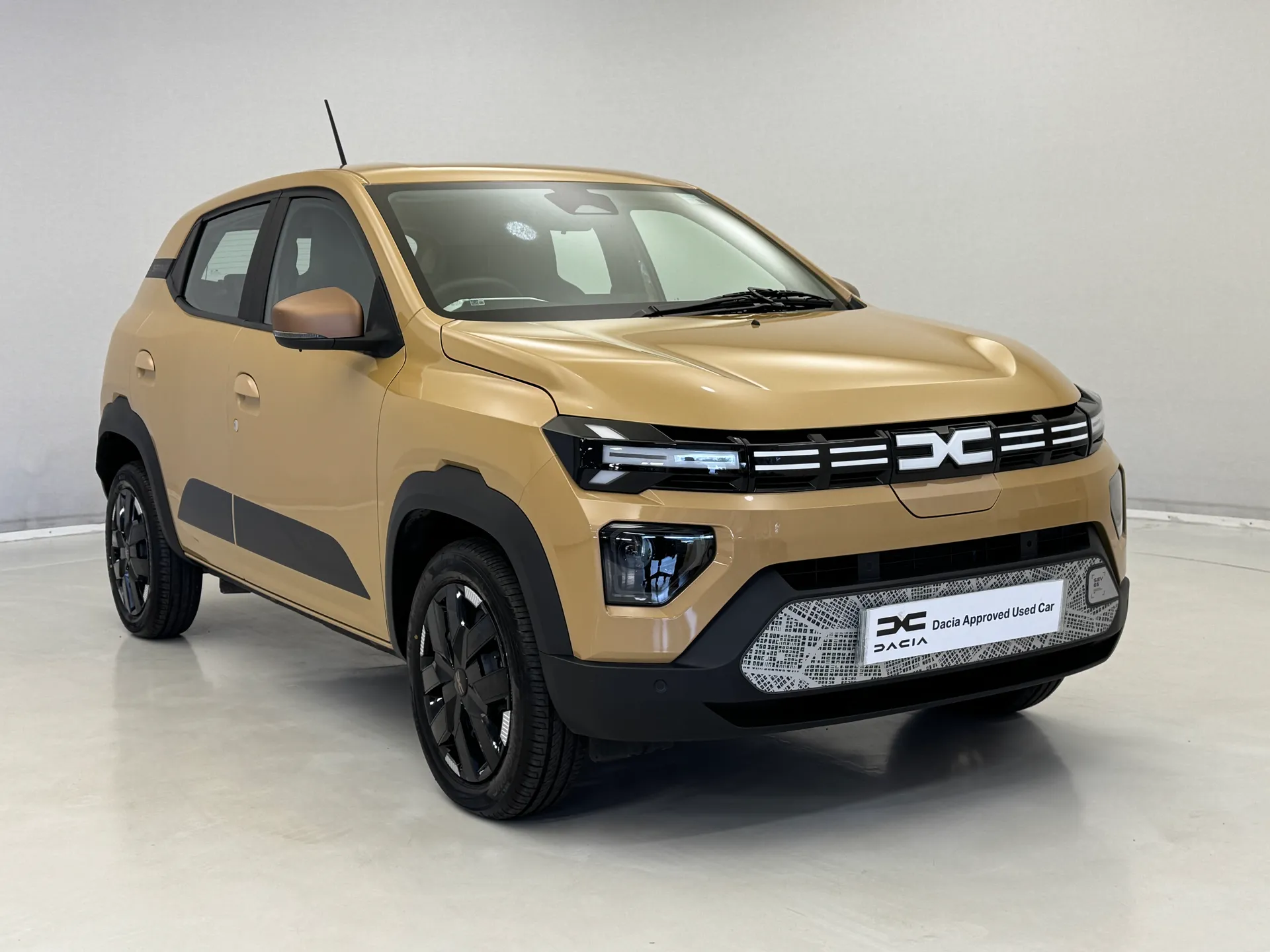 NA74XKV Dacia Spring 27kWh Extreme 65 48kW 5dr Auto Image #1