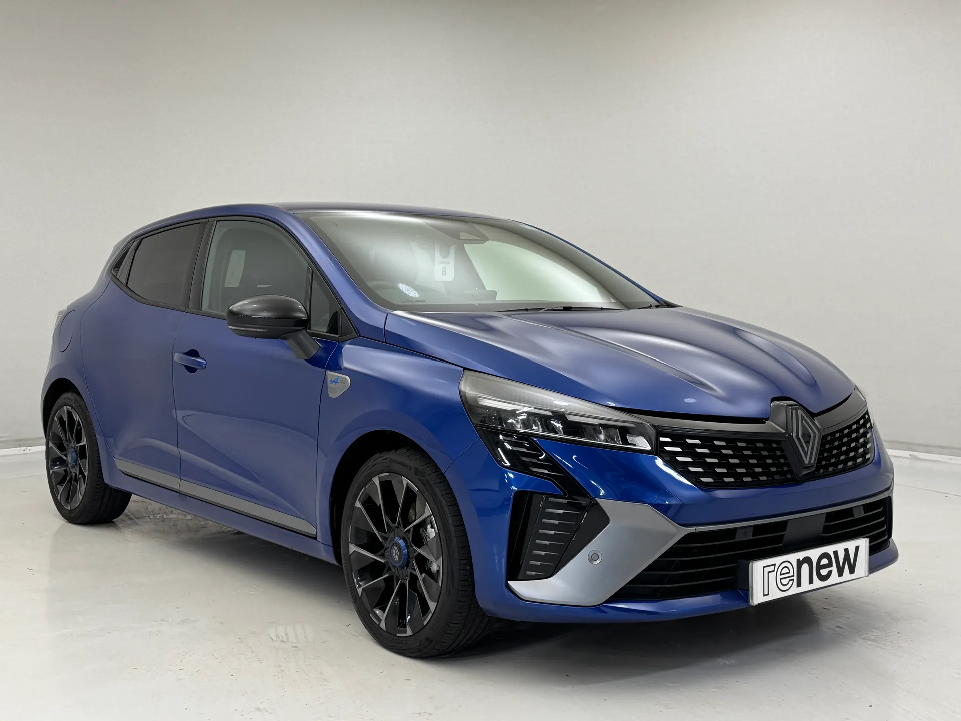 HN24VPY Renault Clio 1.6 E-TECH full hybrid 145 Esprit Alpine 5dr Auto Image #1