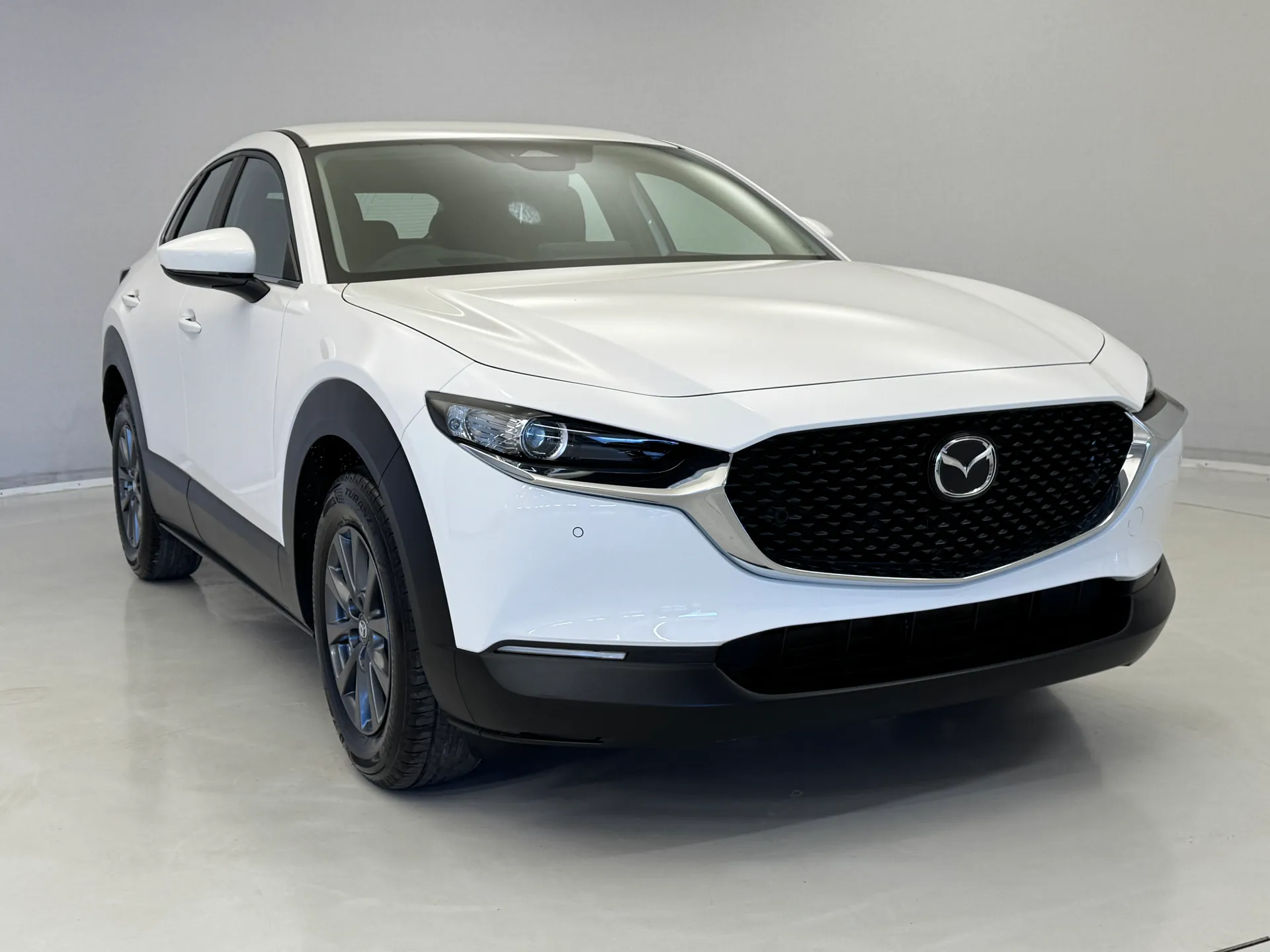 DS26GJE Mazda Cx-30 2.5 e-Skyactiv G MHEV [140] Centre-Line 5dr Auto Image #1