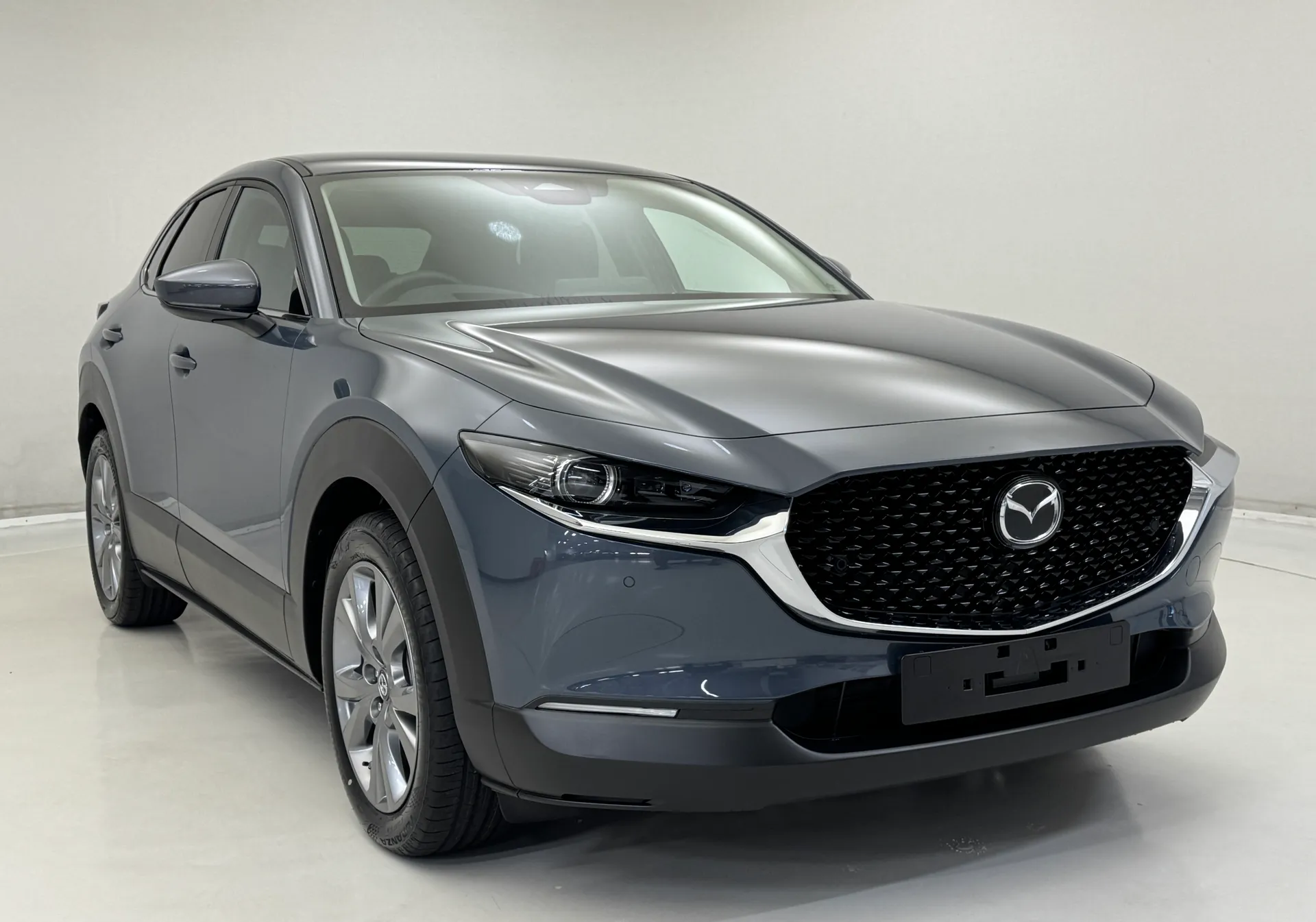 DS26JEJ Mazda Cx-30 2.0 e-Skyactiv X MHEV Takumi 5dr Auto Image #1