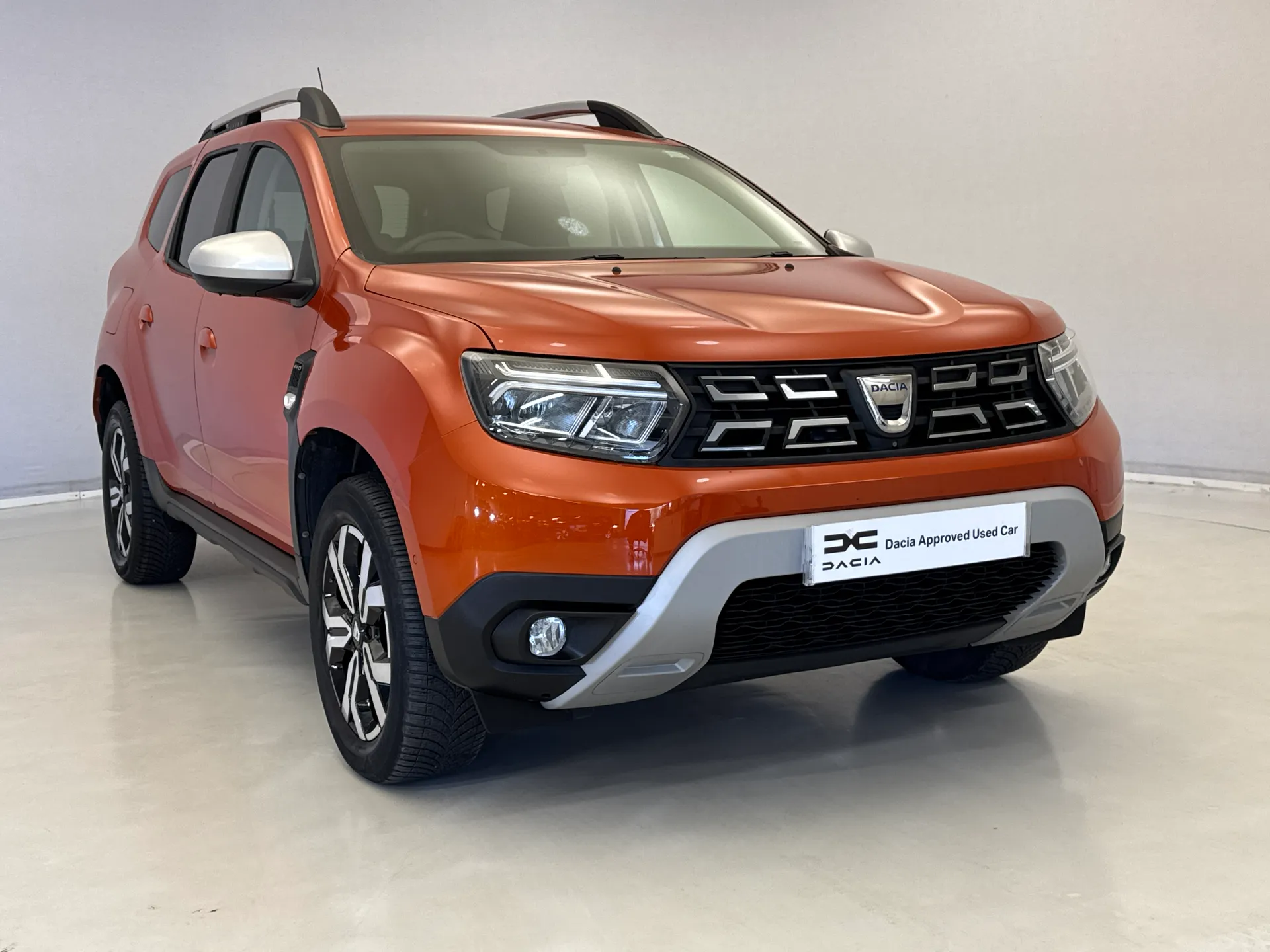 DL22GJV Dacia Duster 1.5 Blue dCi Prestige 5dr 4X4 Image #1