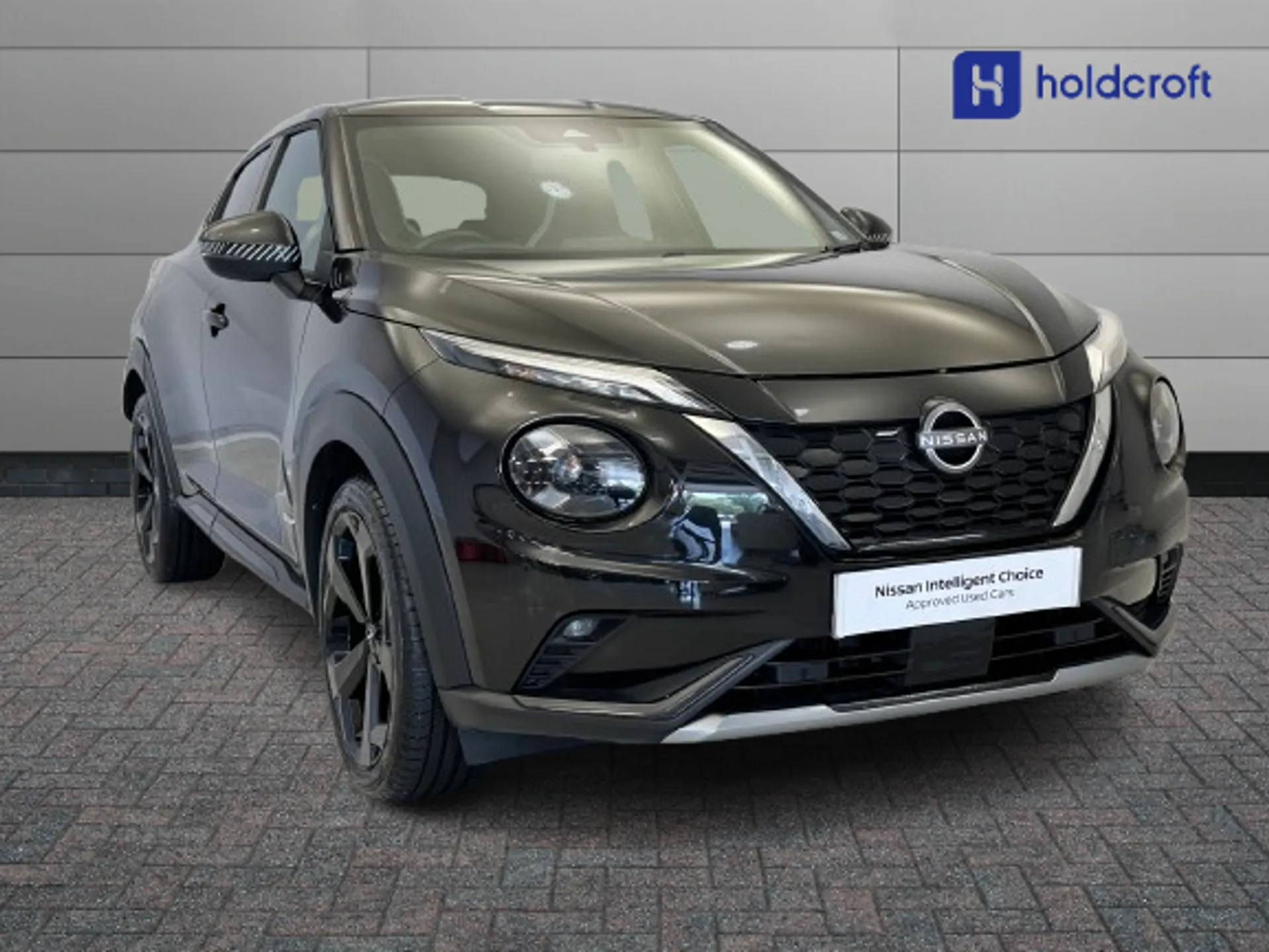 DS22LCG Nissan Juke 1.6 Hybrid Premiere Edition 5dr Auto Image #1