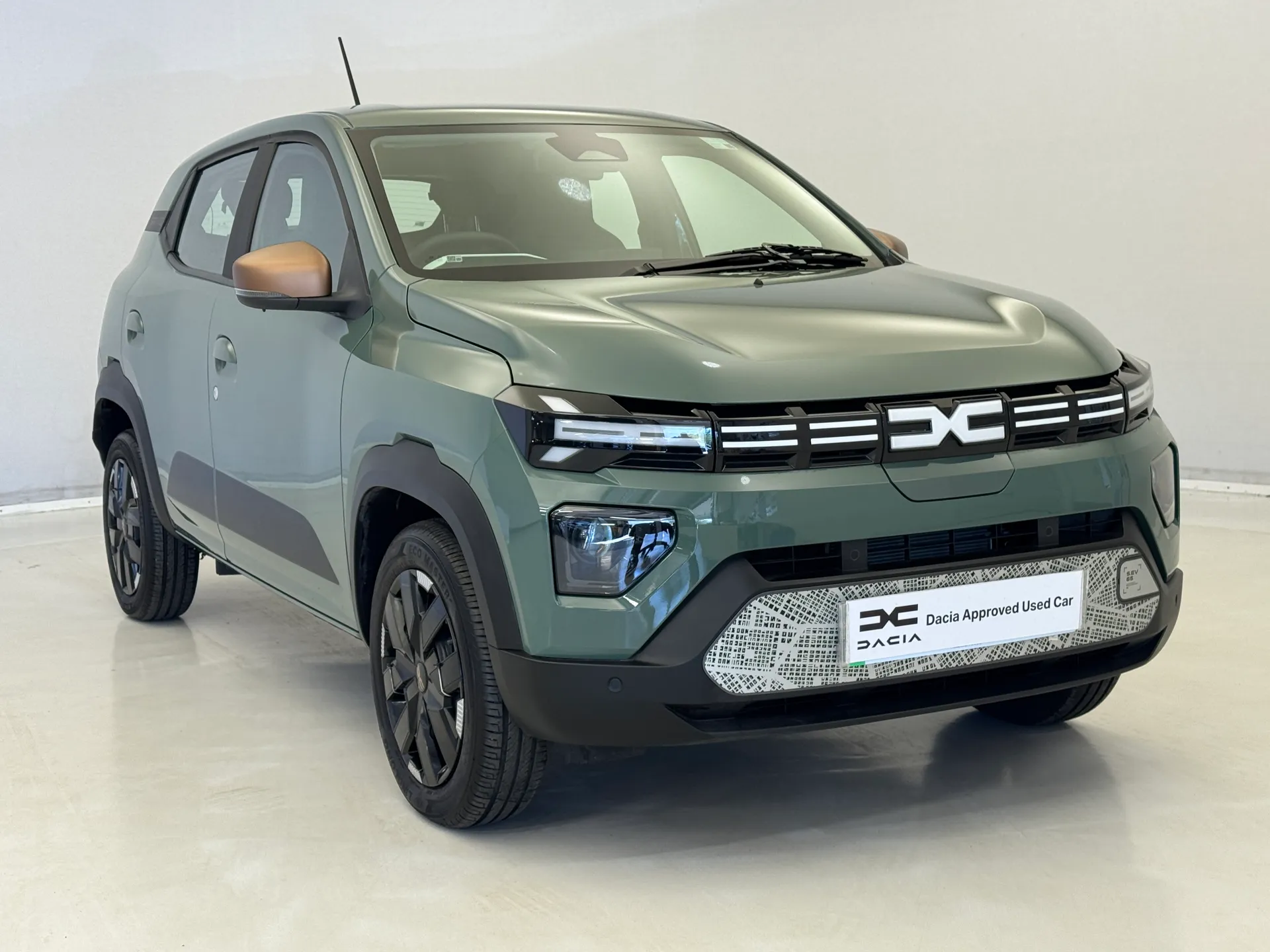 DT74FZC Dacia Spring 27kWh Extreme 65 48kW 5dr Auto Image #1