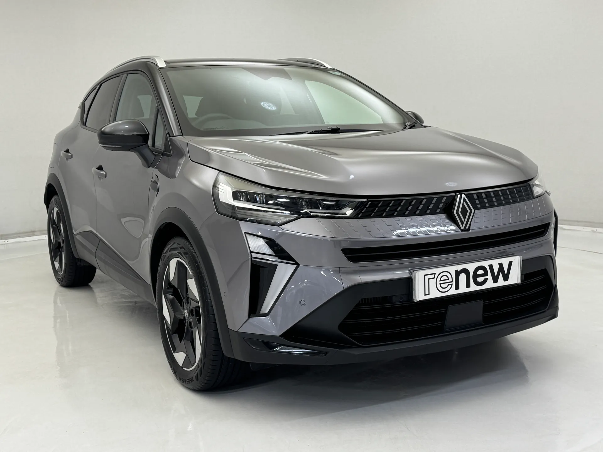 DU25XPJ Renault Captur 1.0 TCE 90 Techno 5dr Image #1