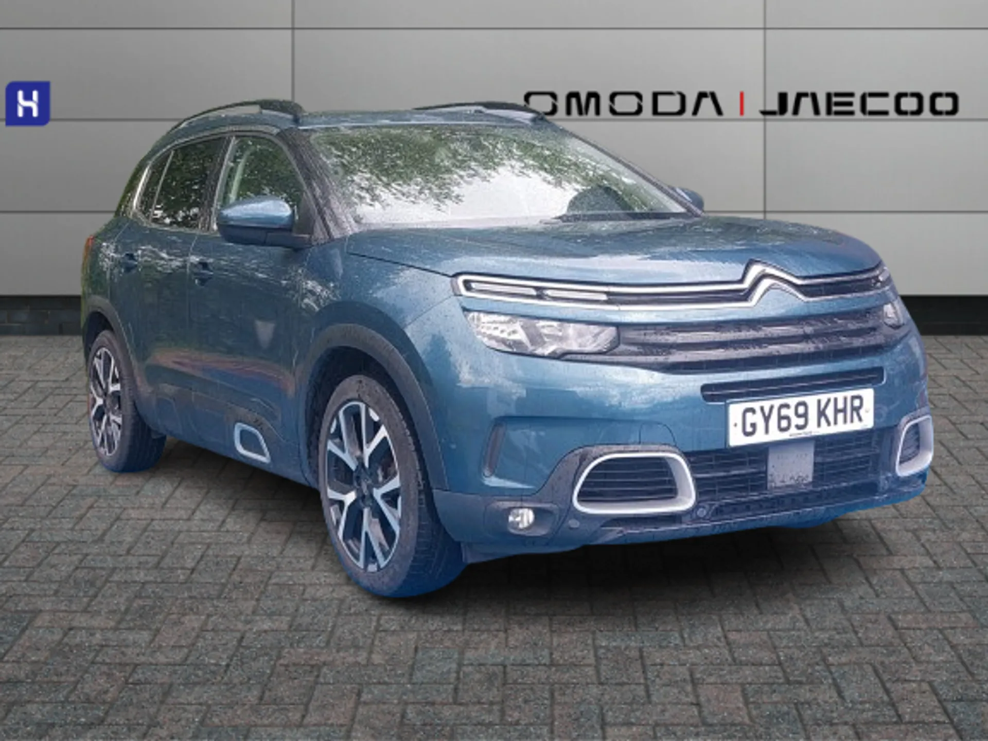 GY69KHR Citroën C5 Aircross 1.2 PureTech 130 Flair Plus 5dr Image #1