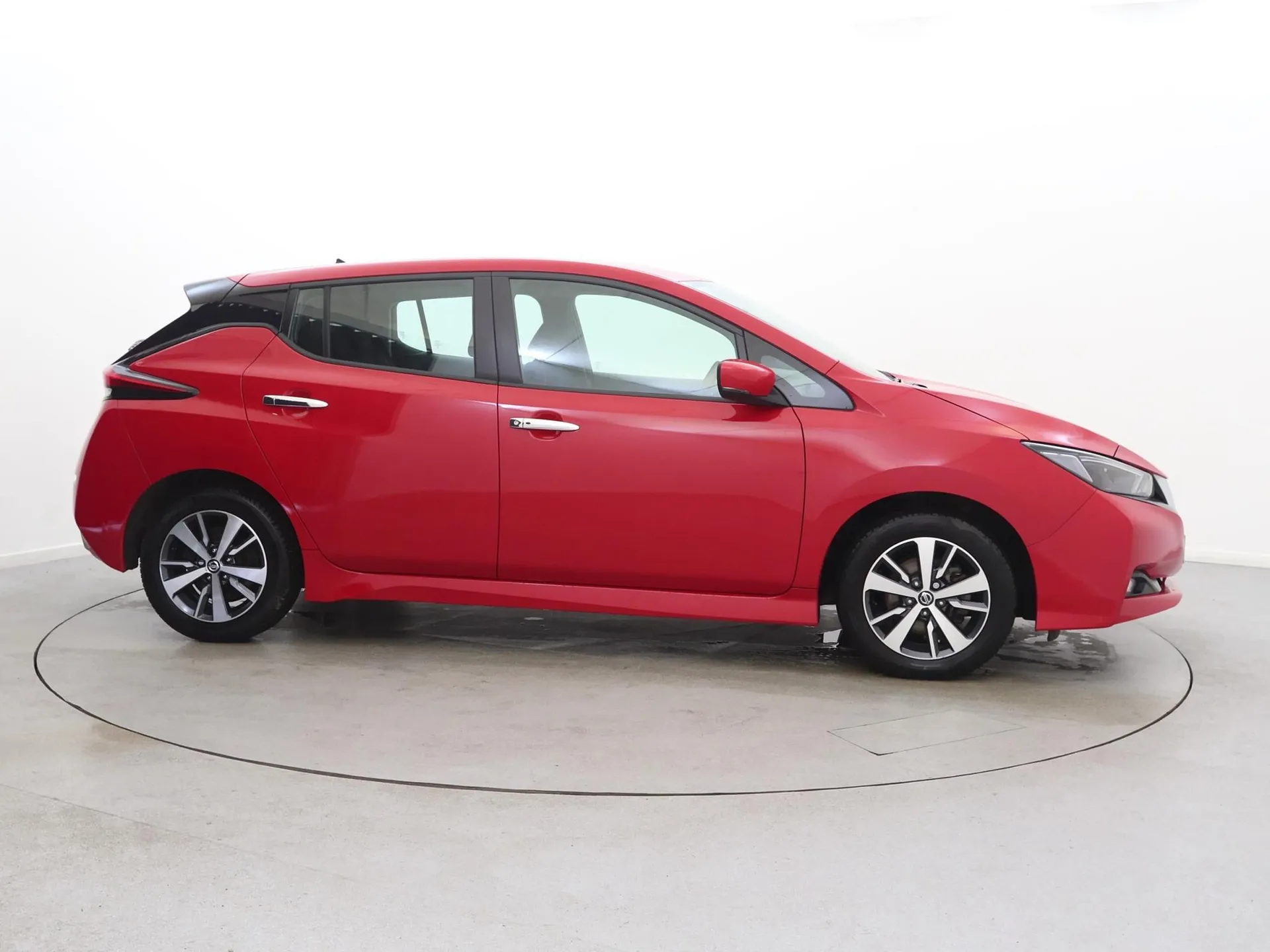 2022 Nissan Leaf thumbnail 8