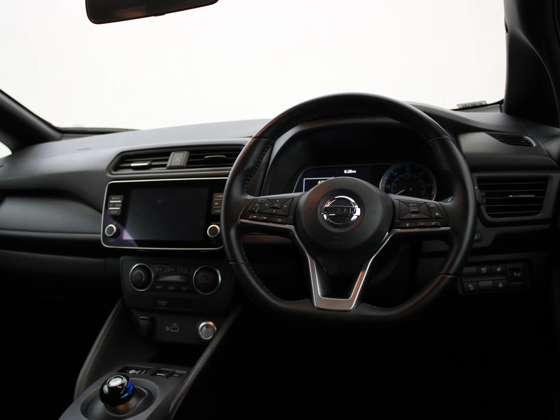 2022 Nissan Leaf thumbnail 15