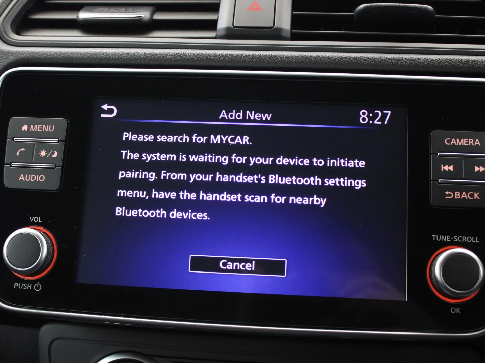2022 Nissan Leaf thumbnail 21