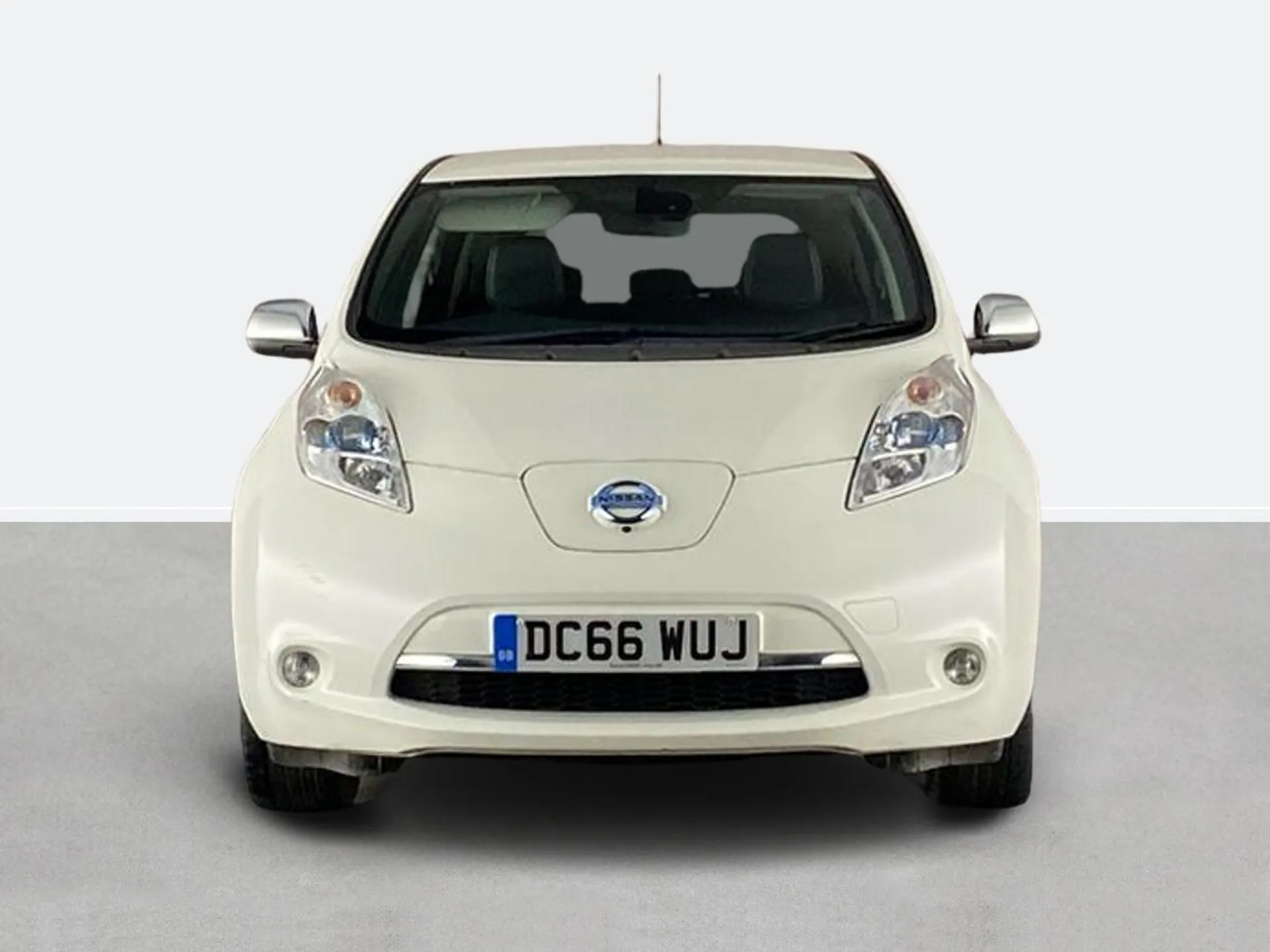 2016 Nissan Leaf thumbnail 8