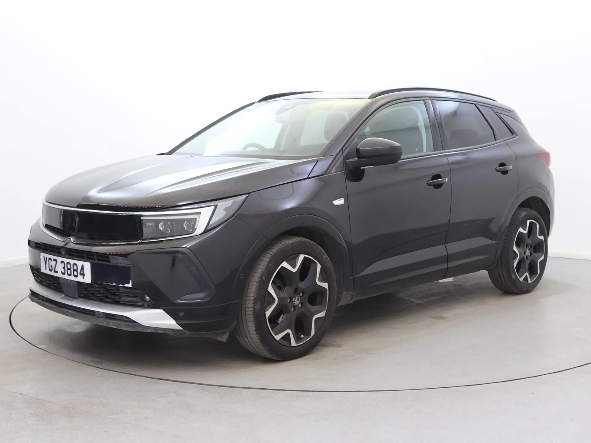 2022 Vauxhall Grandland thumbnail 3