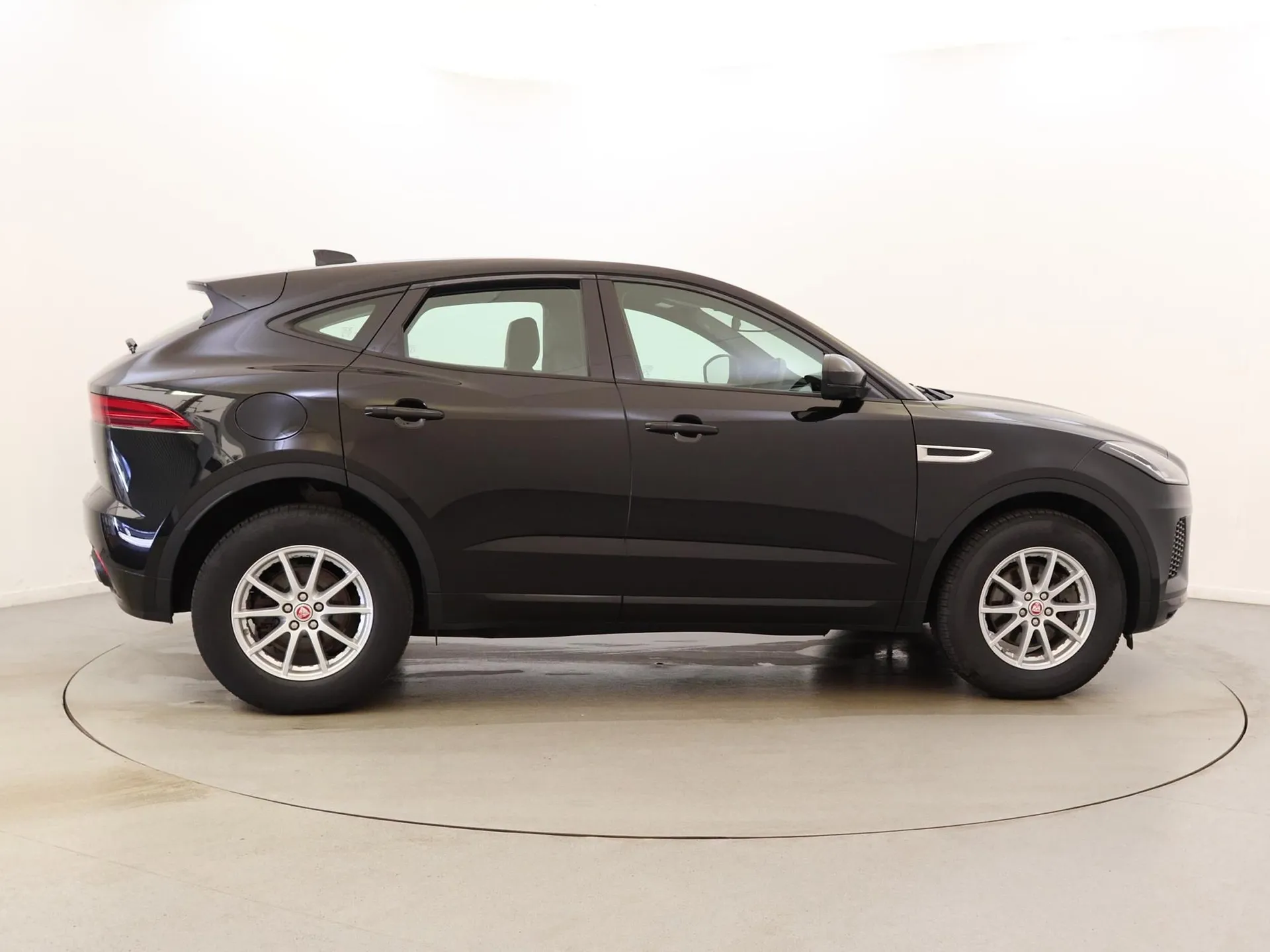 2020 Jaguar E-Pace thumbnail 8