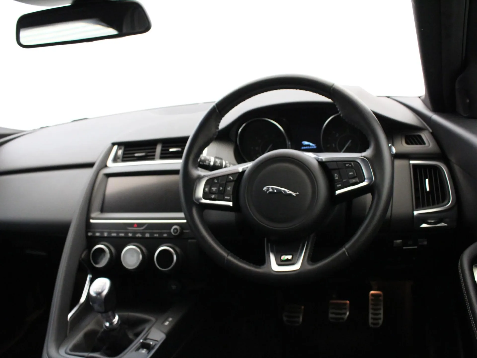 2020 Jaguar E-Pace thumbnail 14