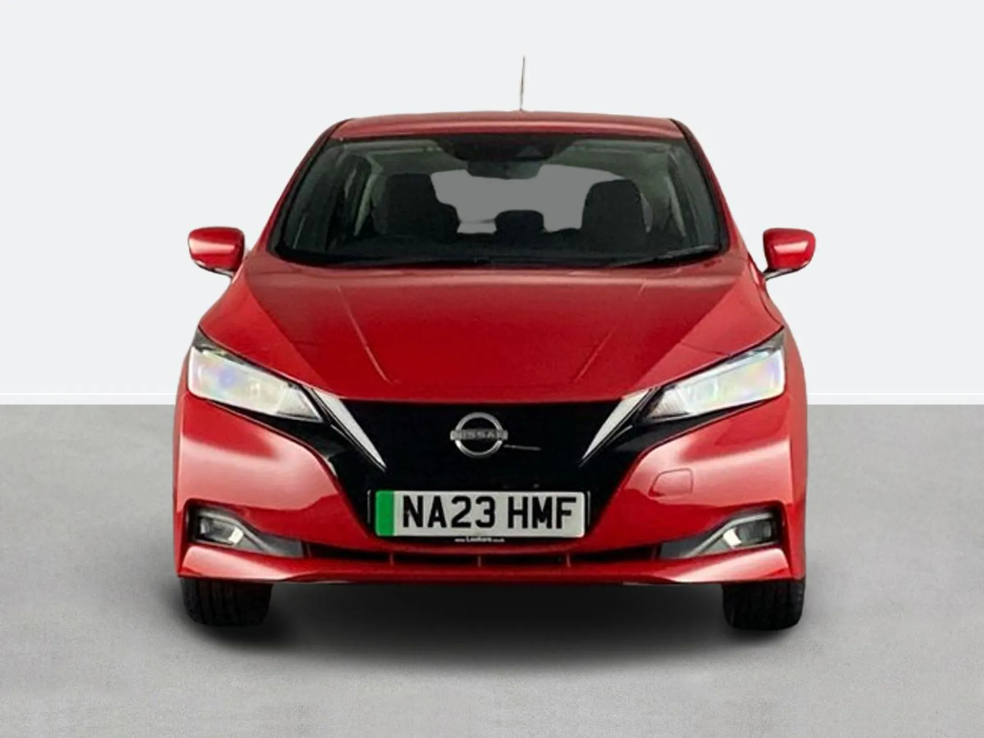 2023 Nissan Leaf thumbnail 8