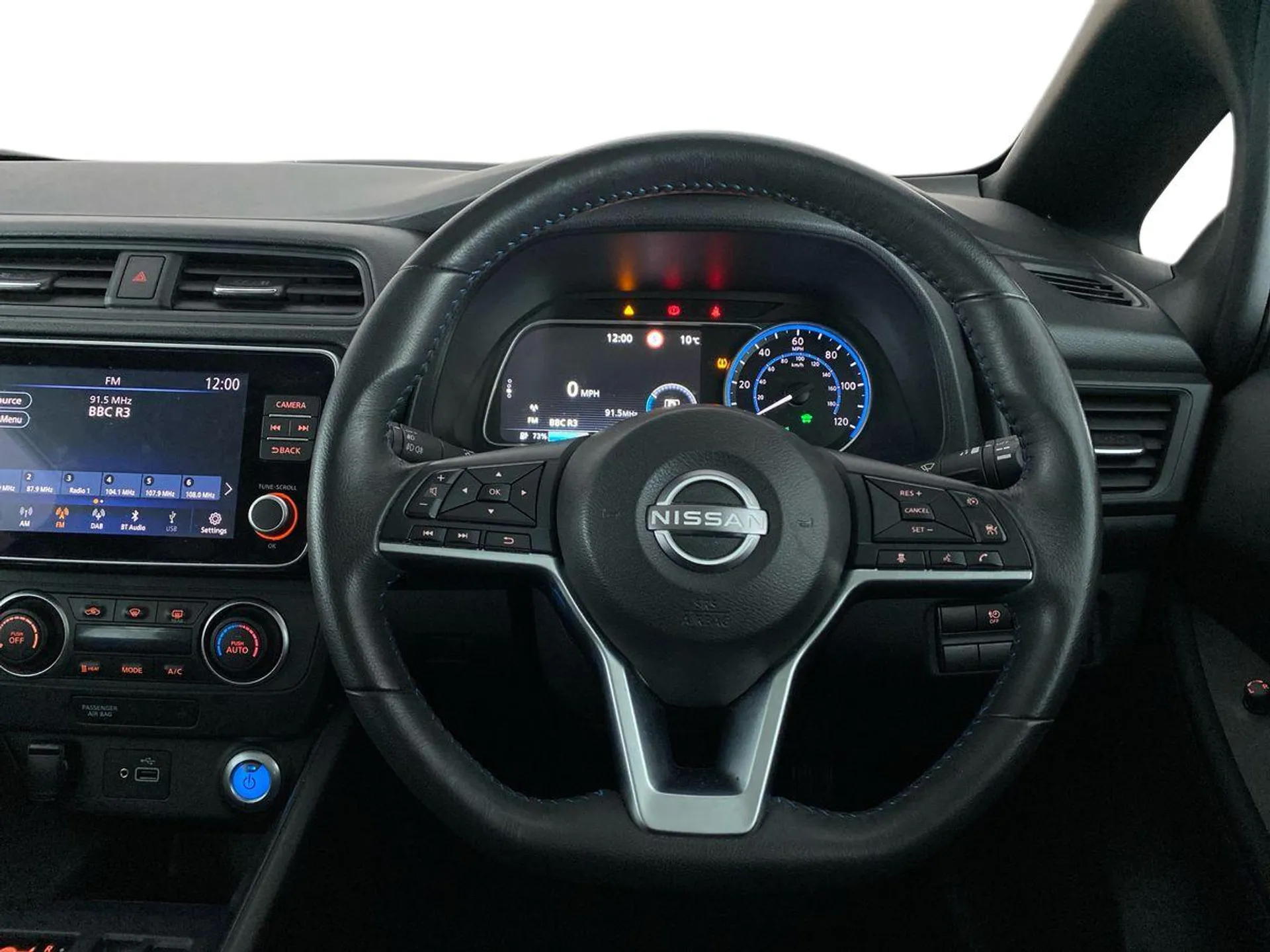 2023 Nissan Leaf thumbnail 11