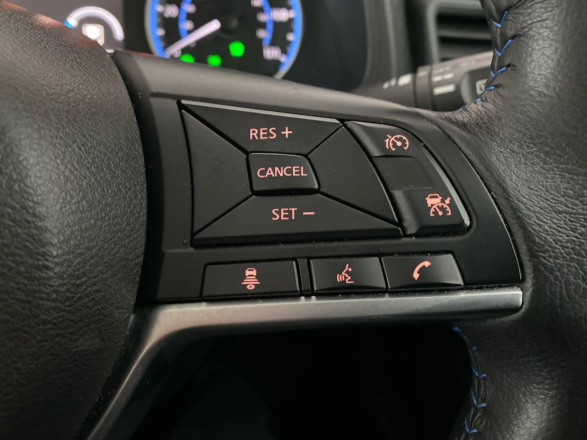 2023 Nissan Leaf thumbnail 20