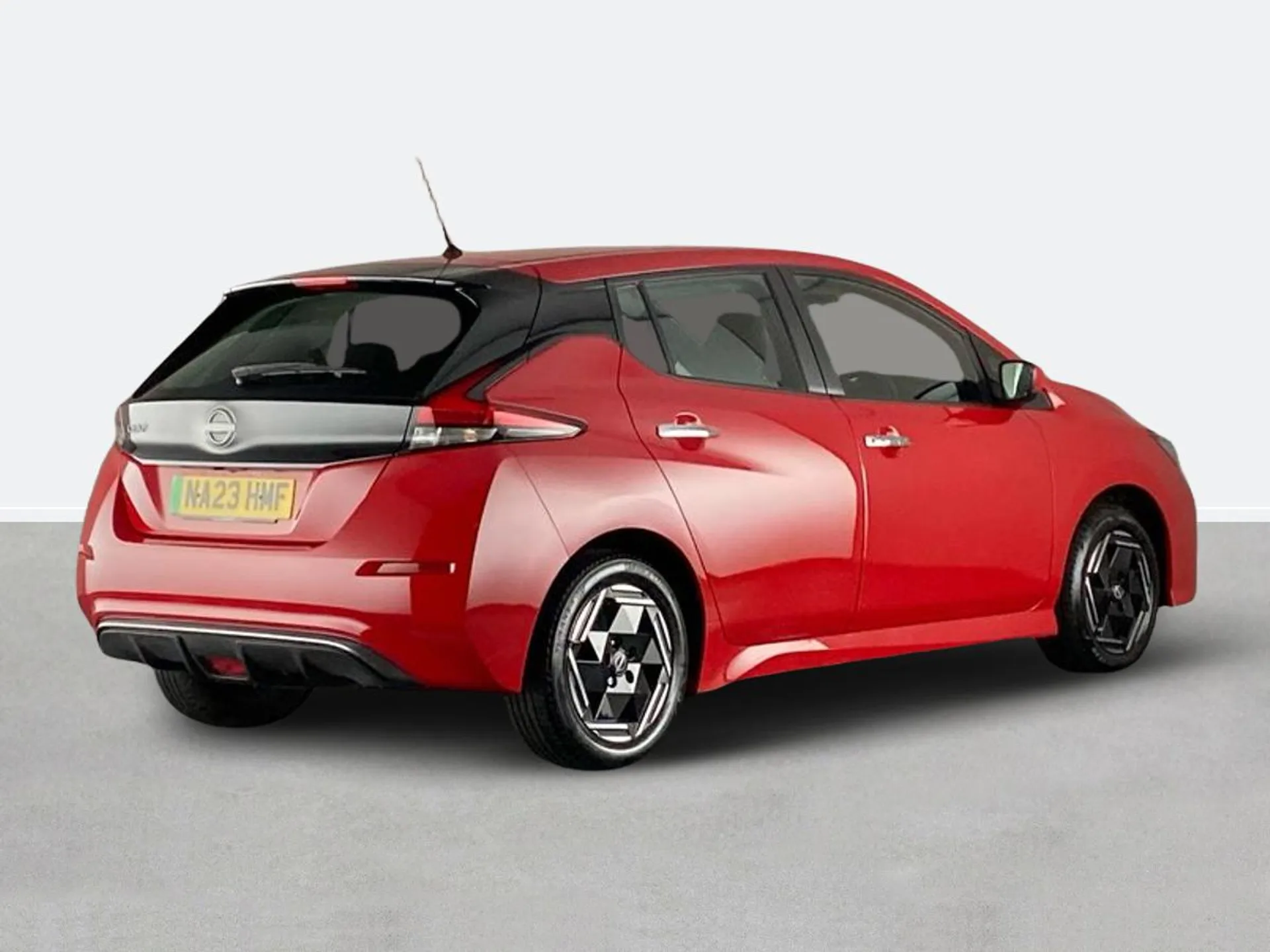 2023 Nissan Leaf thumbnail 3