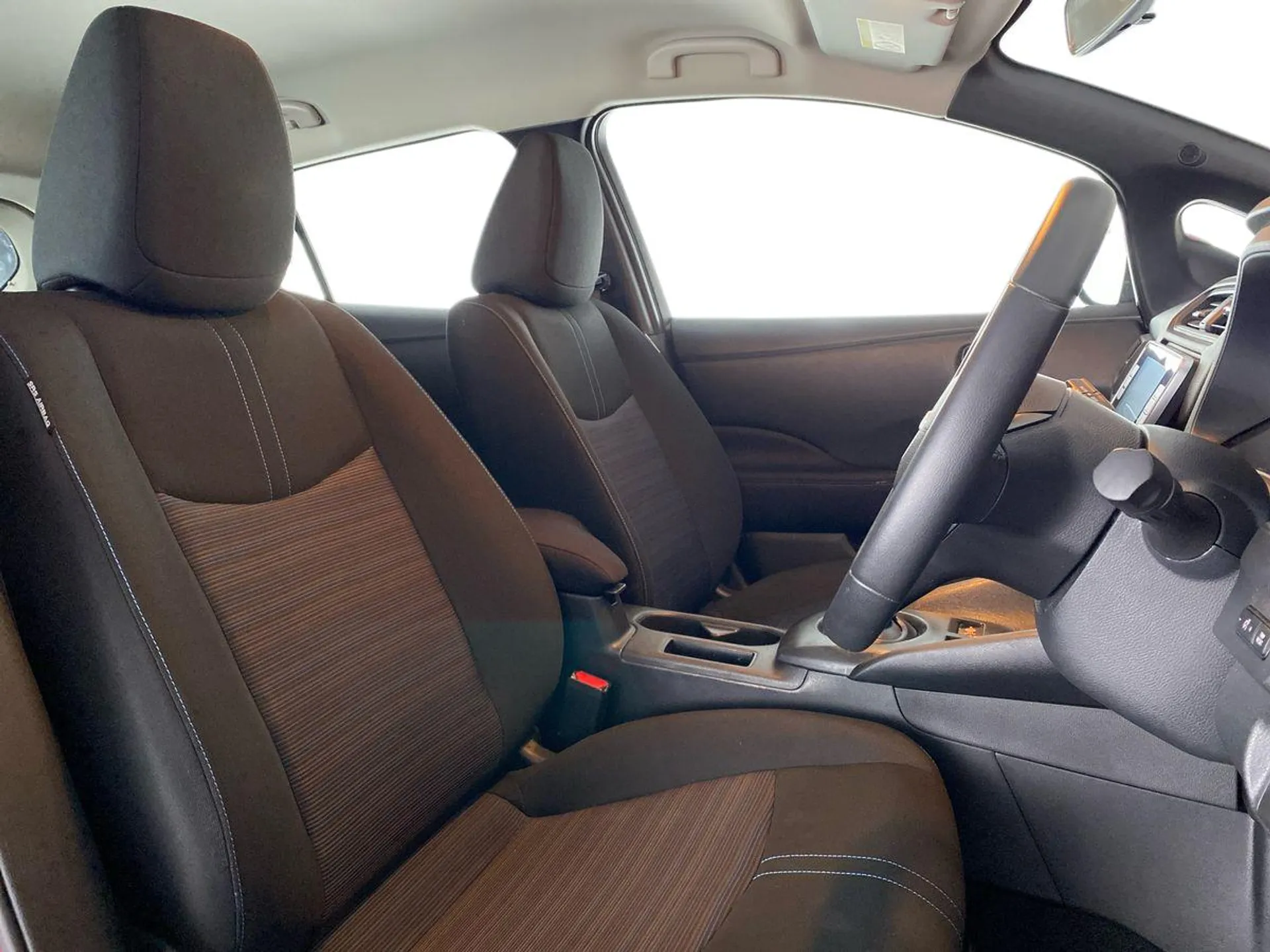 2023 Nissan Leaf thumbnail 13