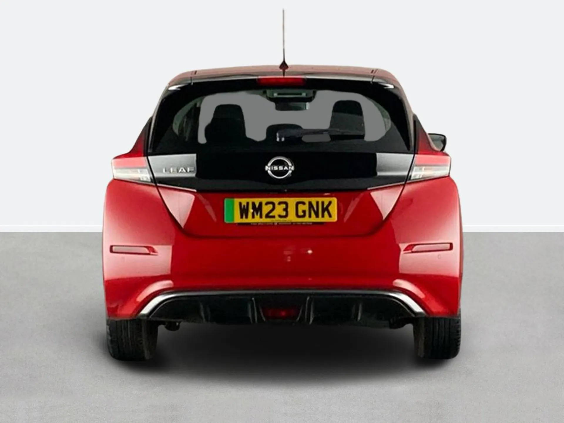 2023 Nissan Leaf thumbnail 4
