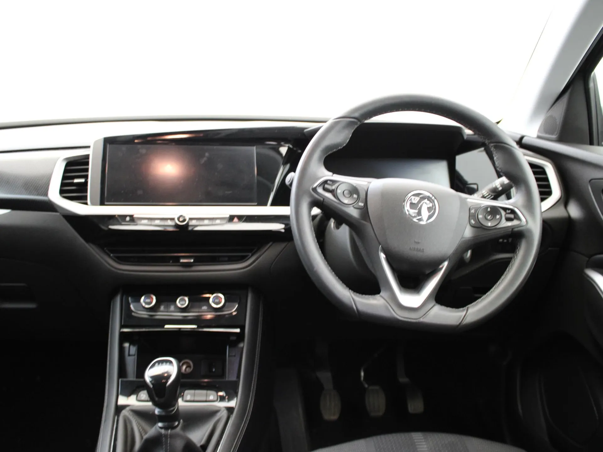 2023 Vauxhall Grandland thumbnail 11