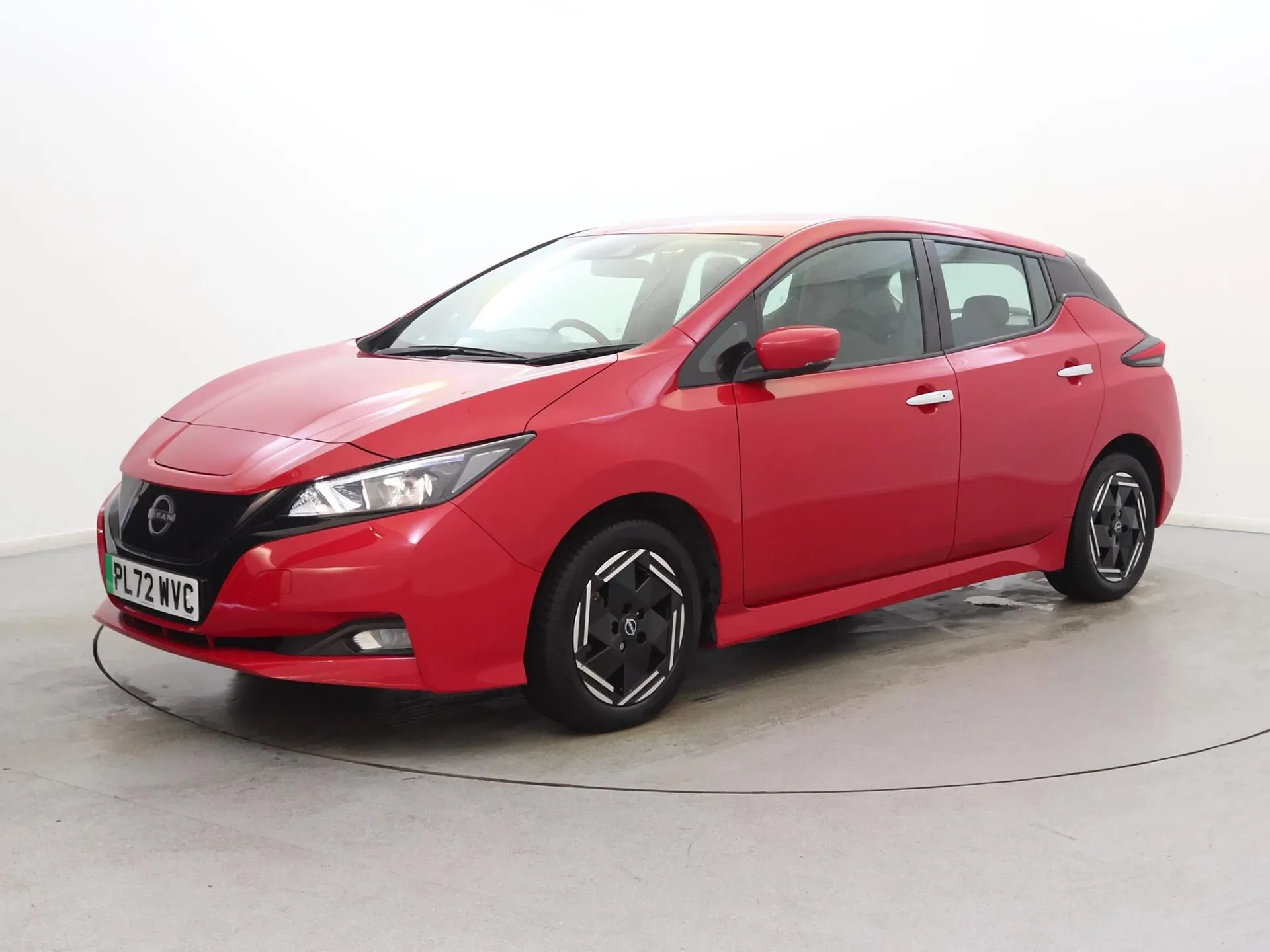 2022 Nissan Leaf thumbnail 3