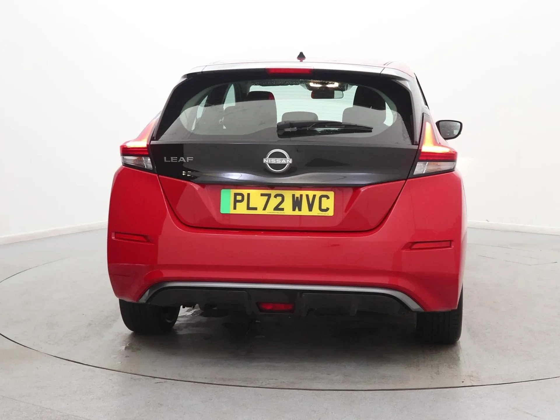 2022 Nissan Leaf thumbnail 6