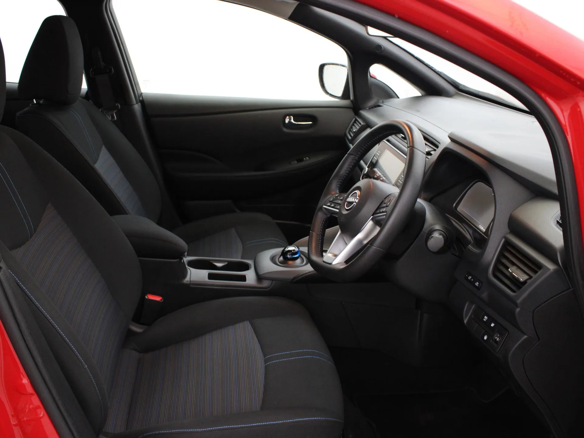 2022 Nissan Leaf thumbnail 9