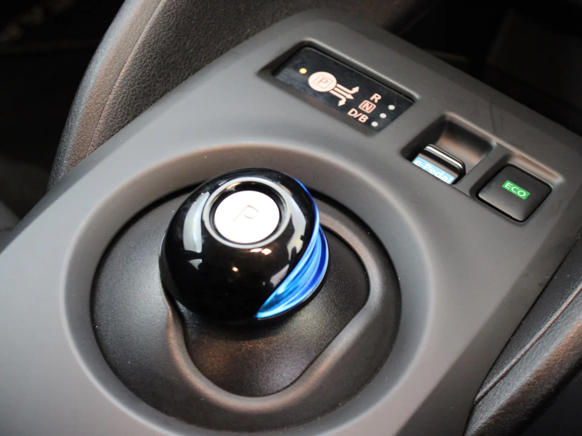 2022 Nissan Leaf thumbnail 21