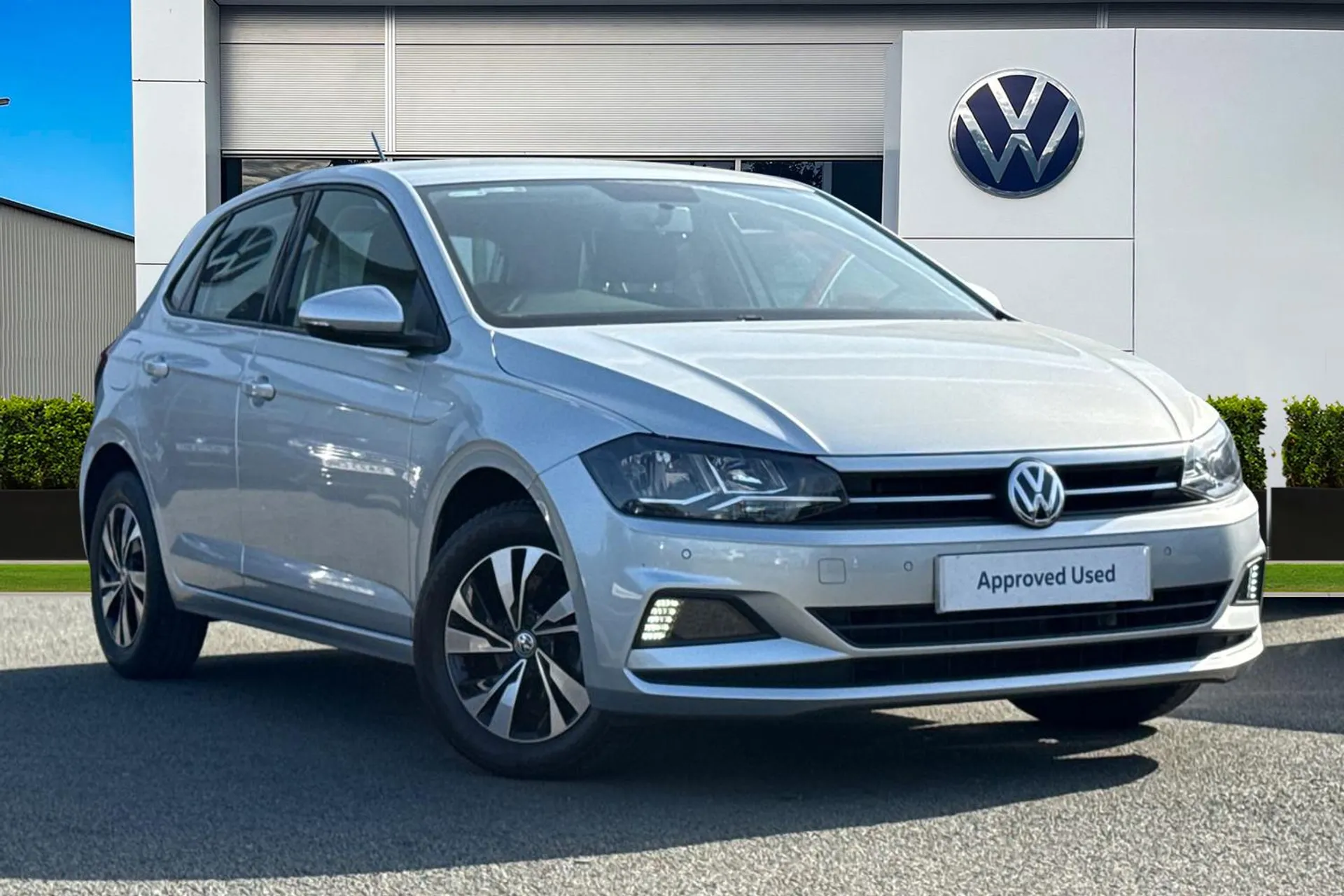DA68VUF Volkswagen Polo 1.0 TSI 95 SE 5dr DSG | Parking Sensors Front And Rear | App Connect Image #1