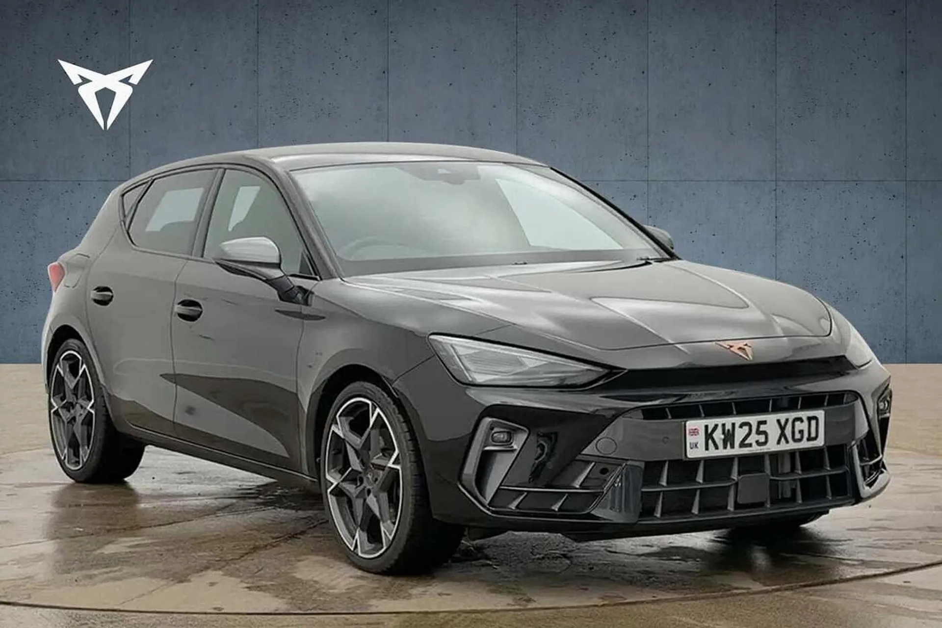 KW25XGD CUPRA Leon 1.5 eTSI 150 V2 5dr DSG Image #1