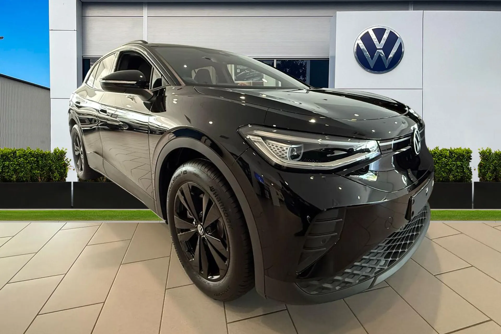  Volkswagen ID.4 Pro 77kWh Black Edition Auto 4Motion 5dr Image #1