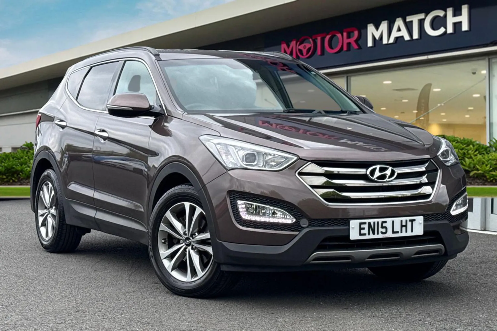 EN15LHT Hyundai Santa Fe 2.2 CRDi Premium Auto 4WD Euro 5 5dr (5 seat) Image #1