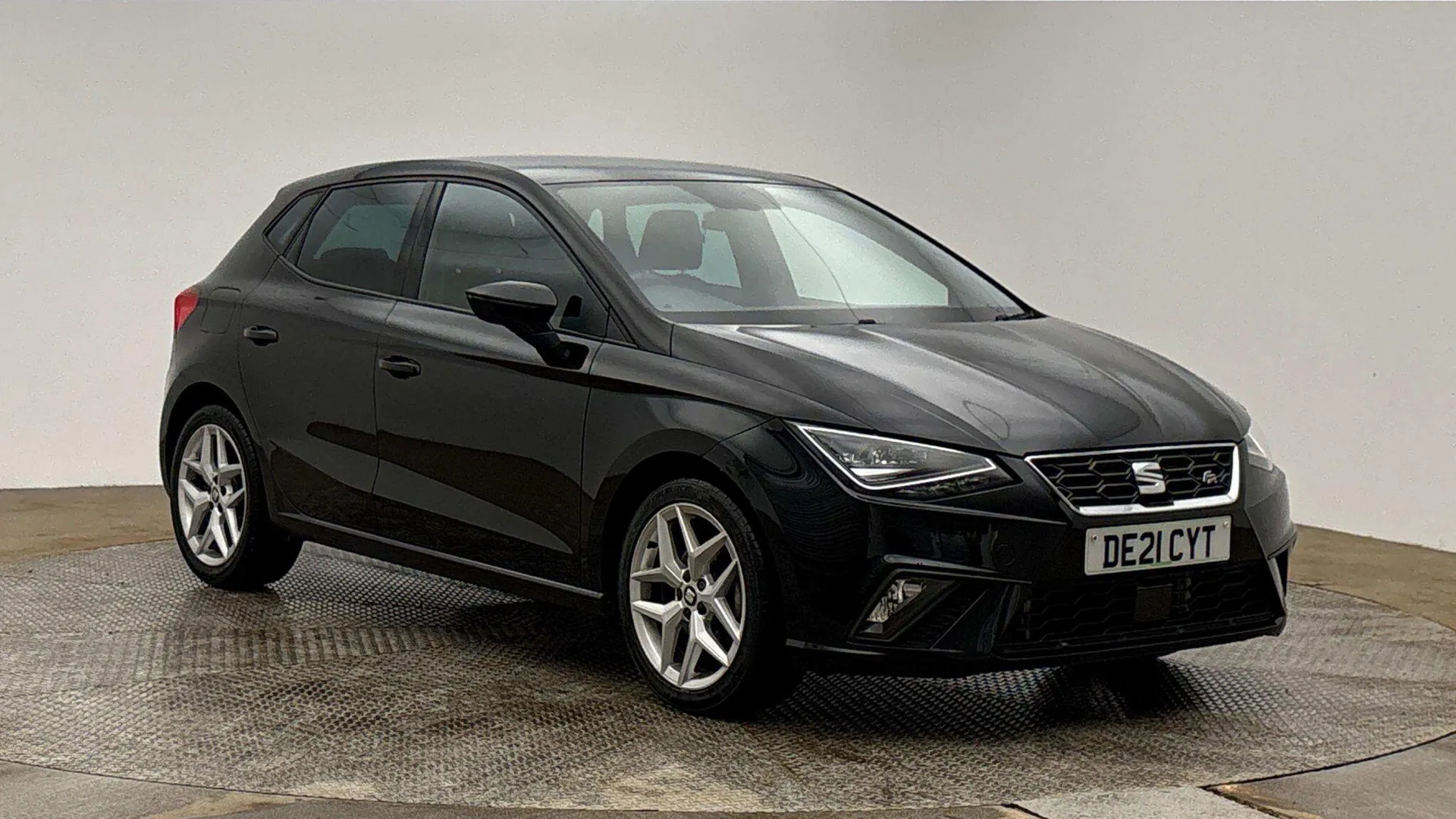 DE21CYT SEAT Ibiza 1.0 TSI FR DSG Euro 6 (s/s) 5dr Image #1