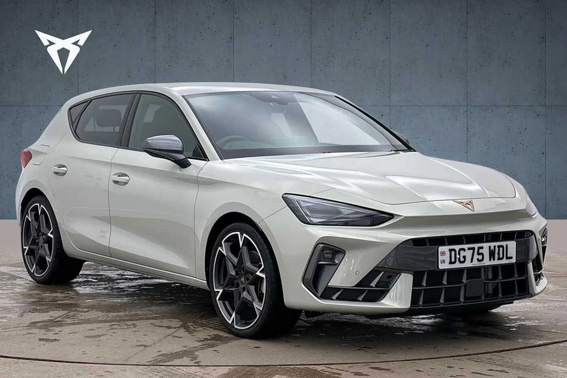 DG75WDL CUPRA Leon 1.5 eTSI 150 V2 5dr DSG Image #1