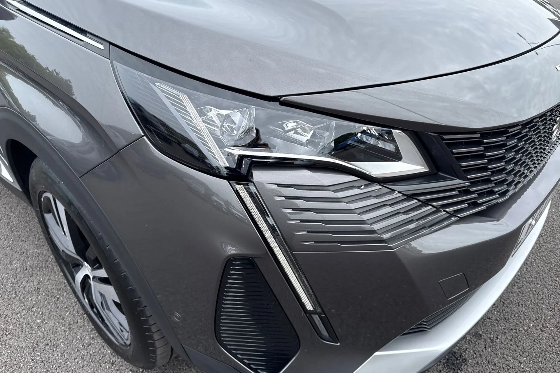 LV23SNF PEUGEOT 5008 1.5 BlueHDi GT EAT Euro 6 (s/s) 5dr in stock