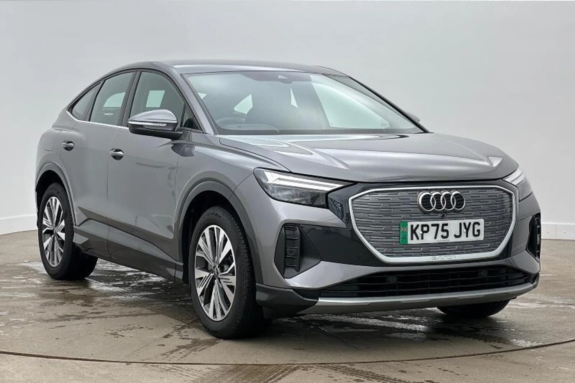 KP75JYG Audi Q4 e-tron Q4 Sportback Sport 40 e-tron  150,00 kW Image #1