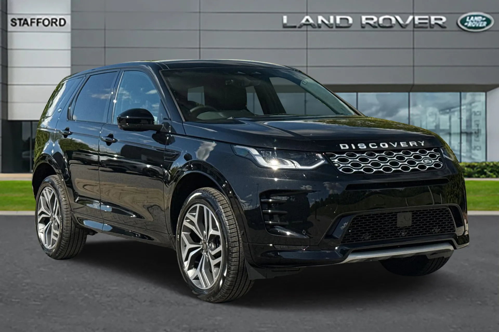  Land Rover Discovery Sport 2.0 D200 MHEV Metropolitan Auto 4WD Euro 6 (s/s) 5dr Image #1