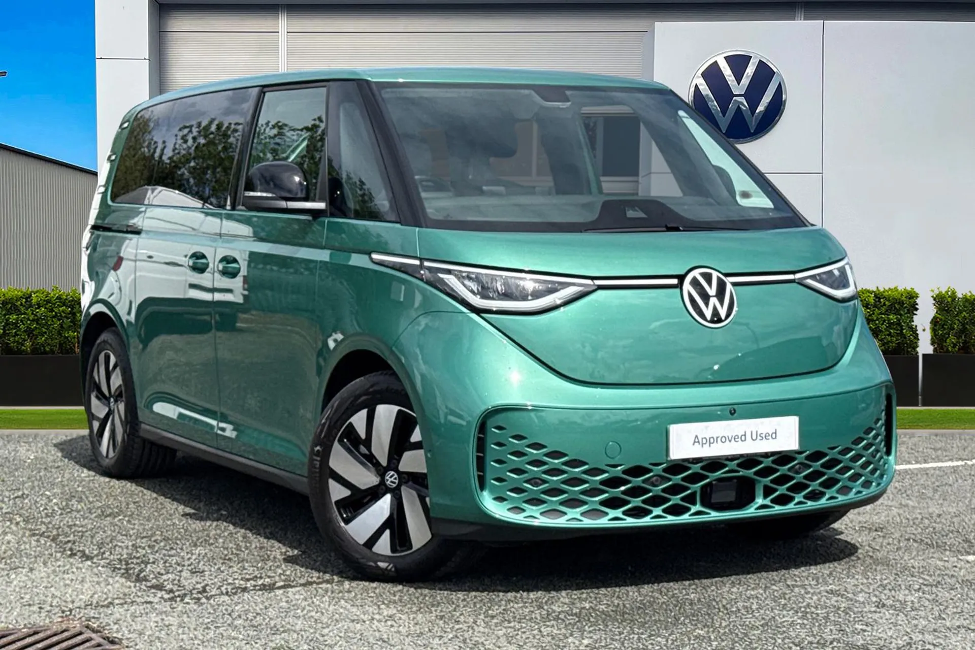 CX75HXG Volkswagen ID. Buzz Pro 79kWh Life Auto 5dr (SWB, 5Seat