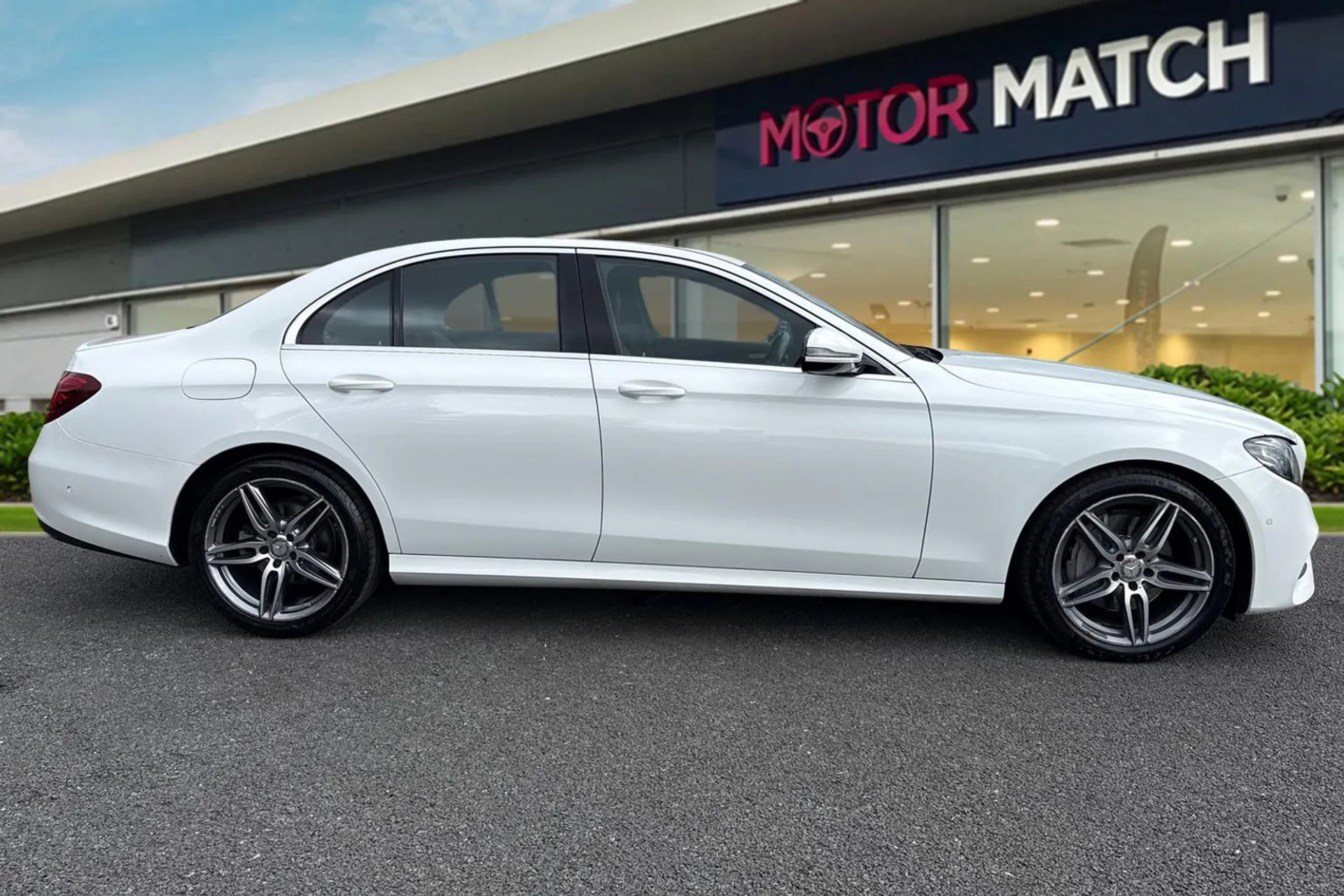WA17SWX Mercedes-Benz E Class 2.0 E220d AMG Line G-Tronic+ Euro 6
