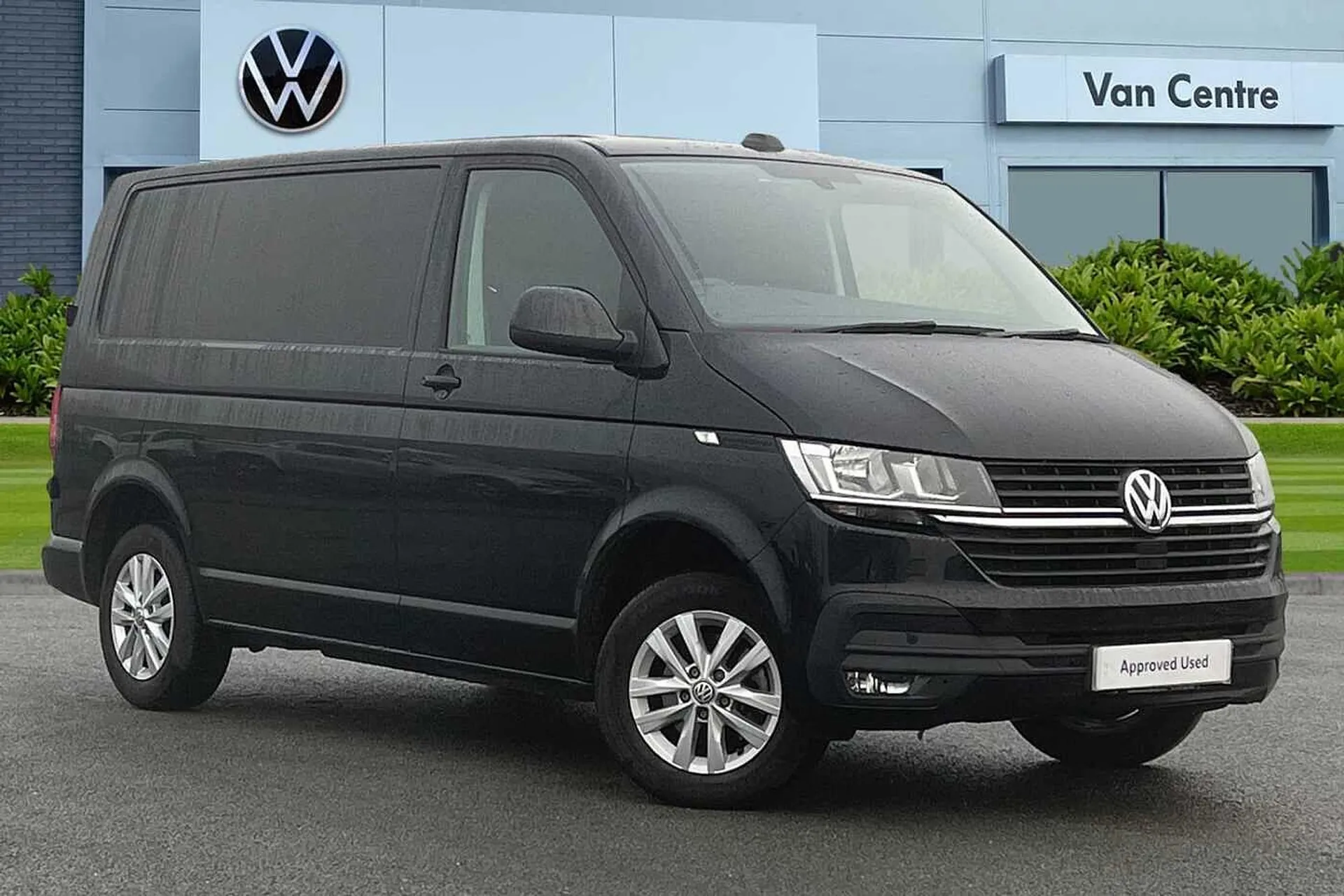 DF74HLY Volkswagen Transporter 2.0 TDI 110 Highline Van Image #1