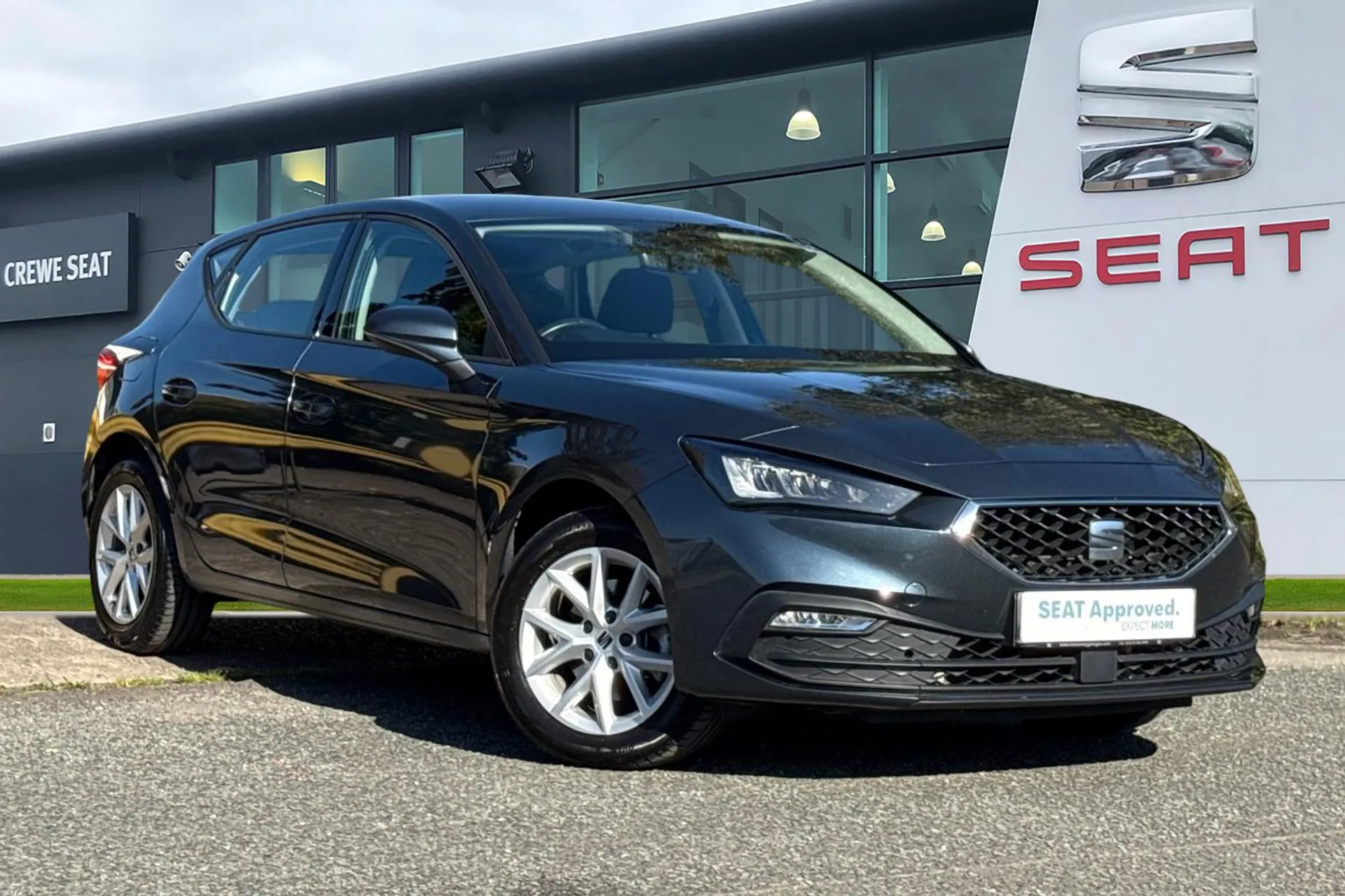 DH24FDJ SEAT Leon 1.5 TSI EVO SE Euro 6 (s/s) 5dr Image #1