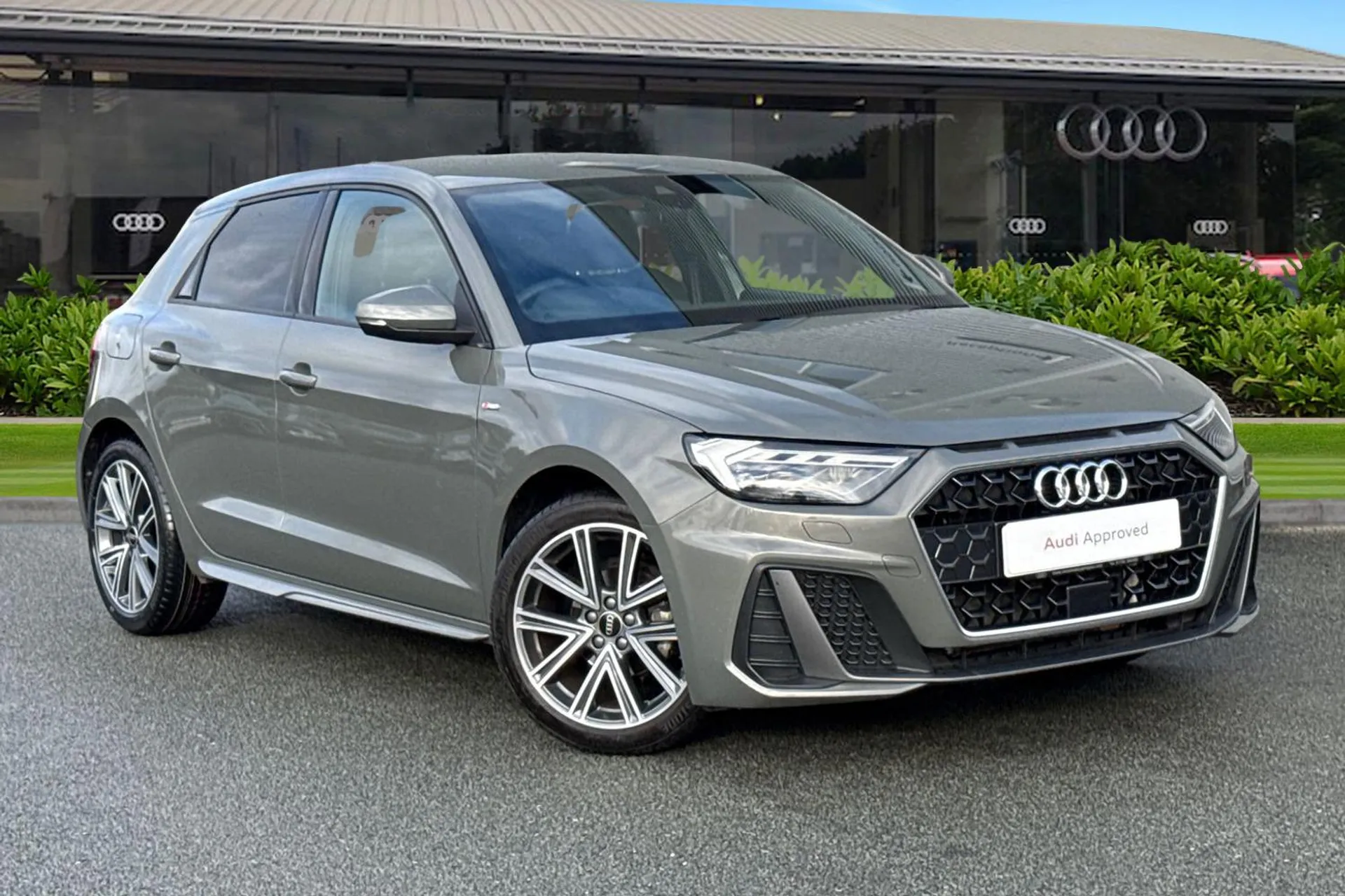 Spannende Audi A1 25 Tfsi Bild