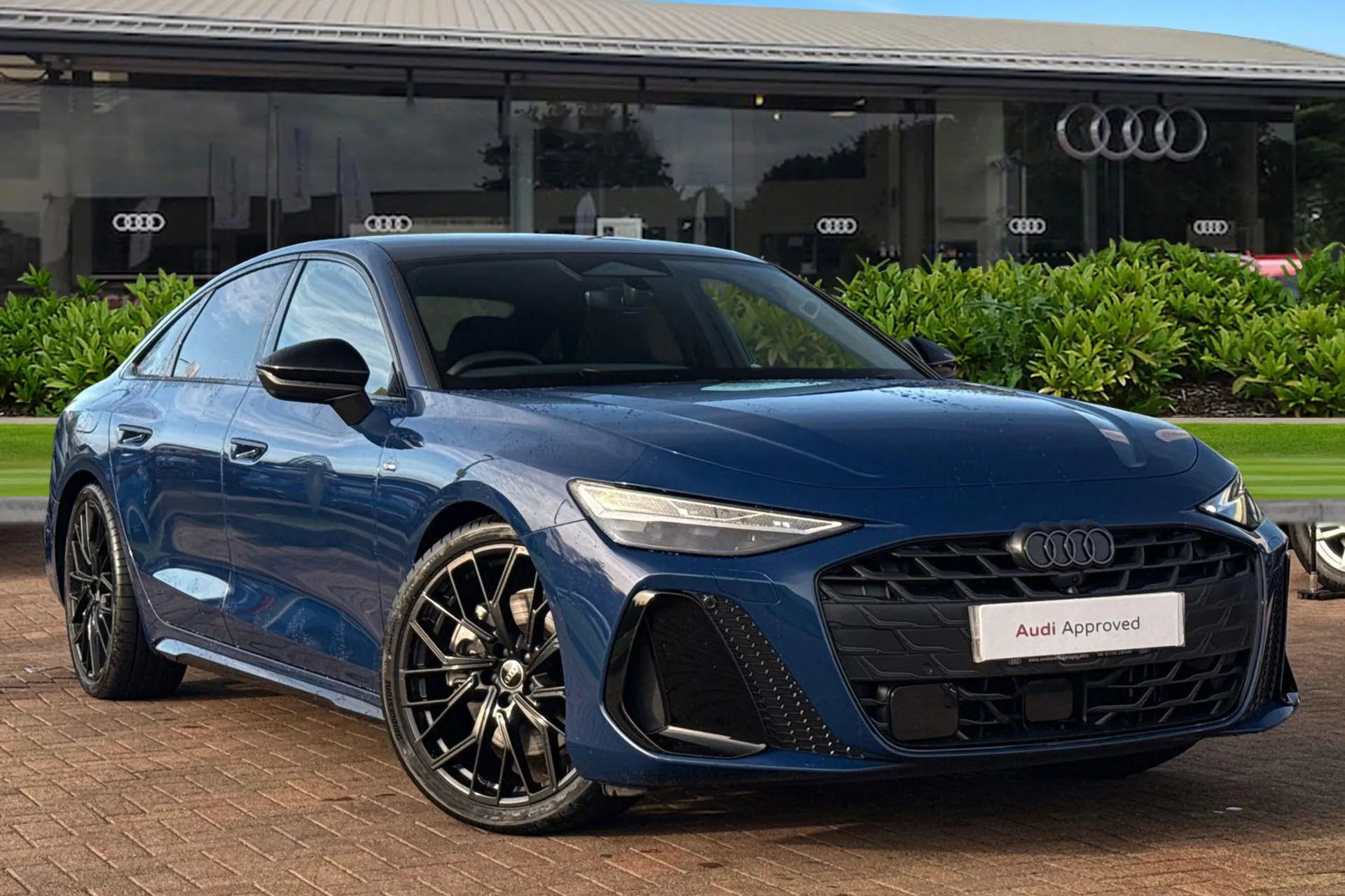 KY25EFM Audi A6 Saloon 2.0 TDI Launch Edition Plus Saloon 4dr Diesel S Tronic quattro Euro 6 (s/s) (204 ps) Image #1